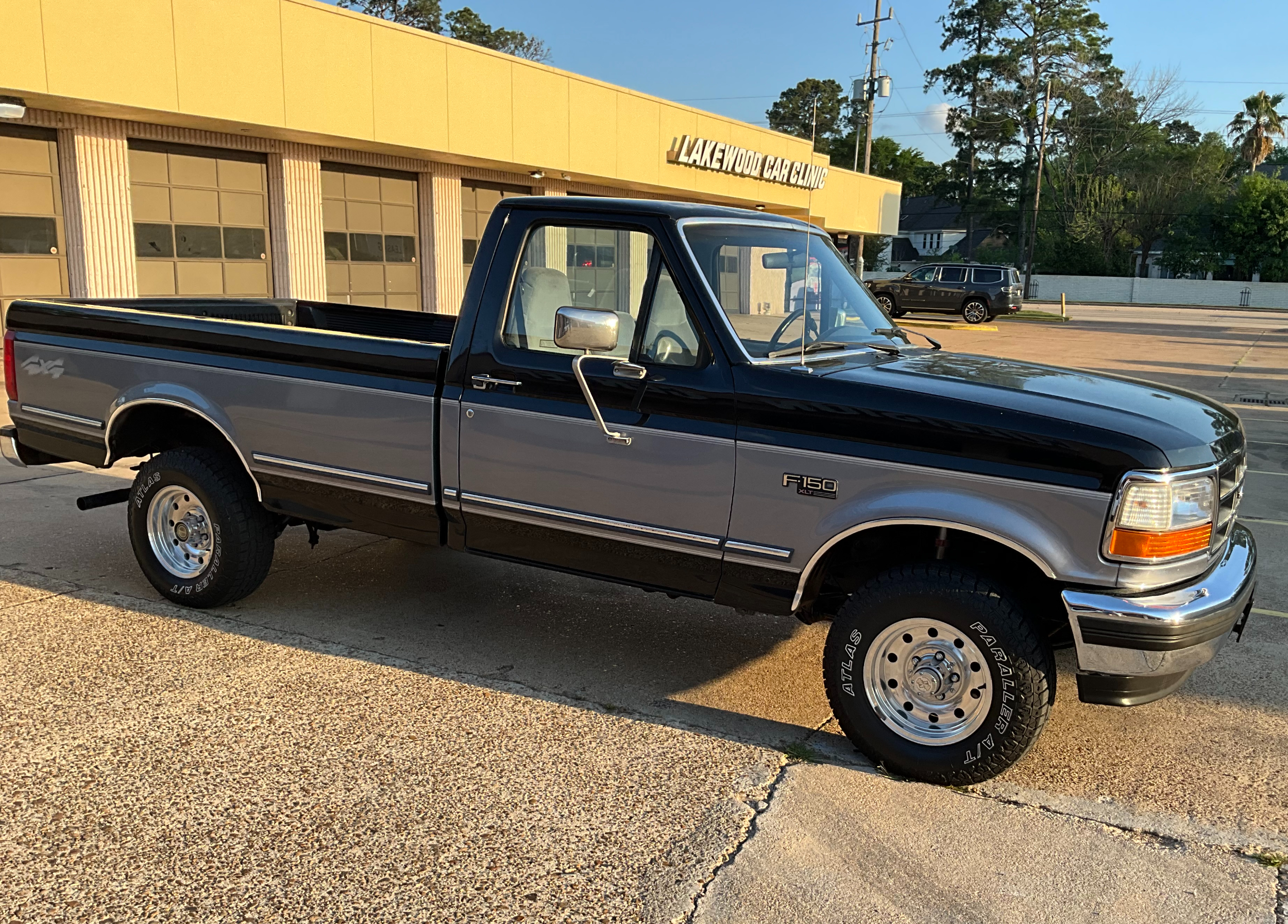 1994 Ford F-150 XLT - 4