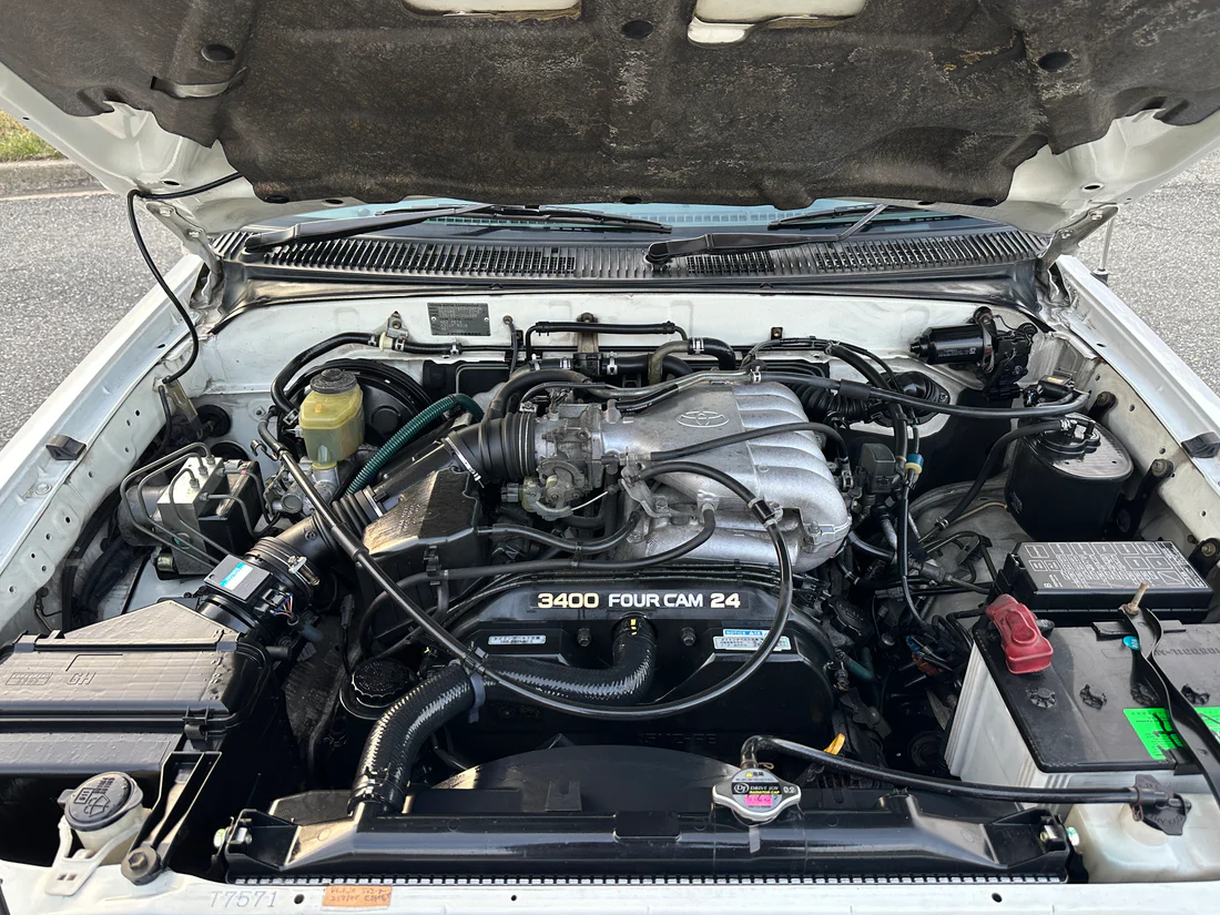 1998 Toyota Hilux Surf SSR-G