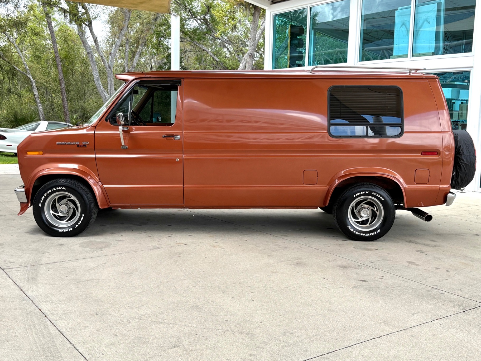 1984 Ford Econoline XL - 2