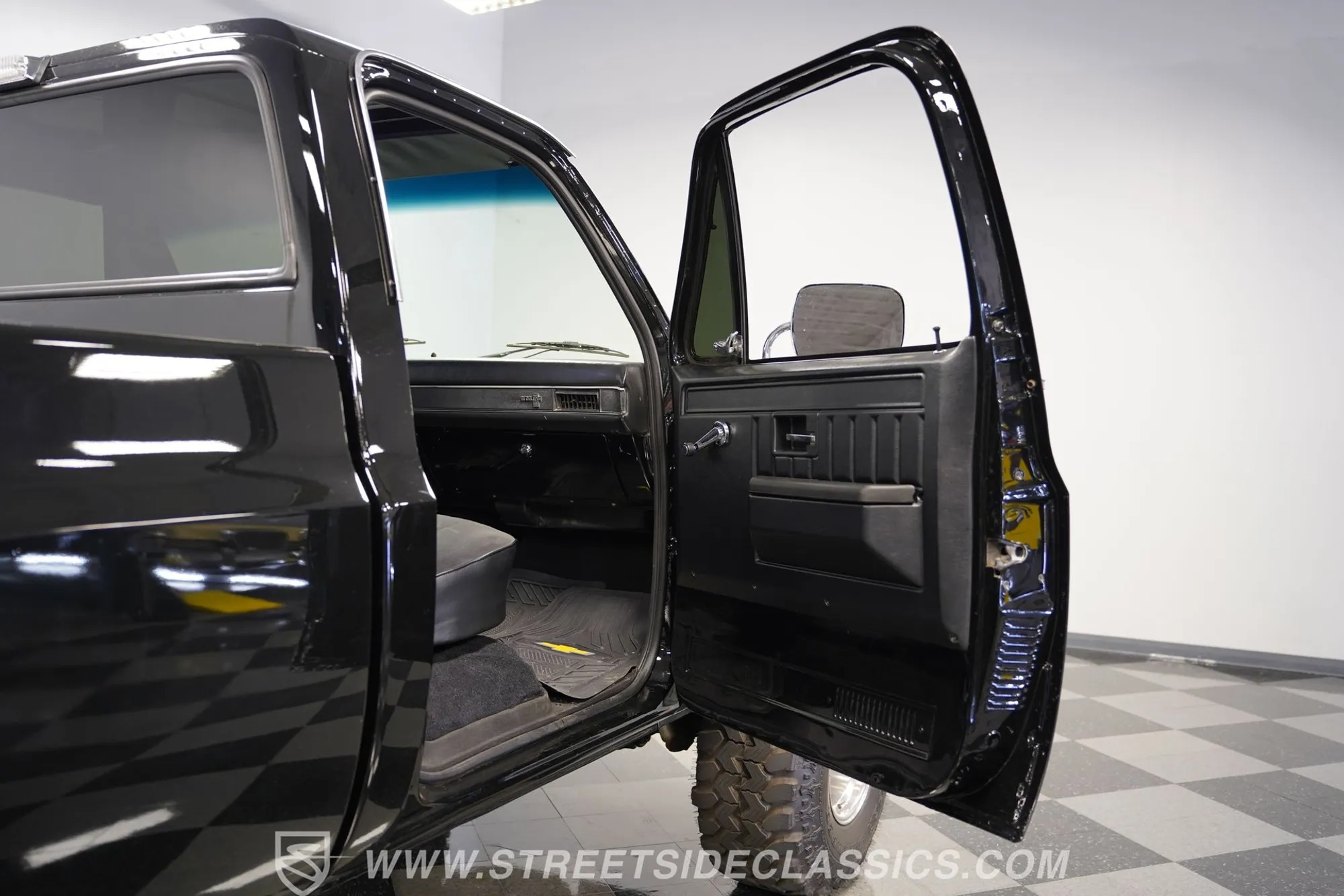 1986 Chevrolet K10 Custom Deluxe 4×4