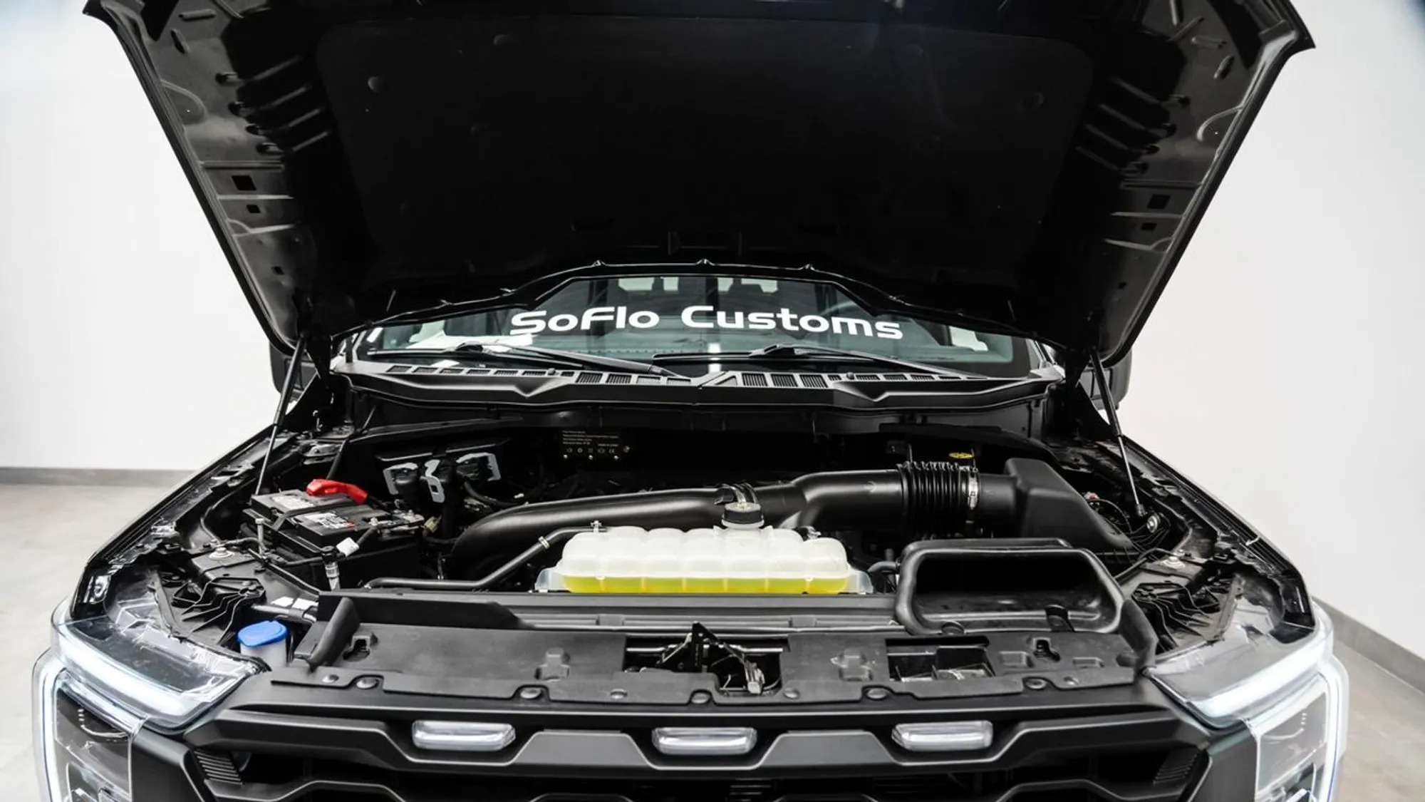 2024 Ford F-150 Larait Carbonline