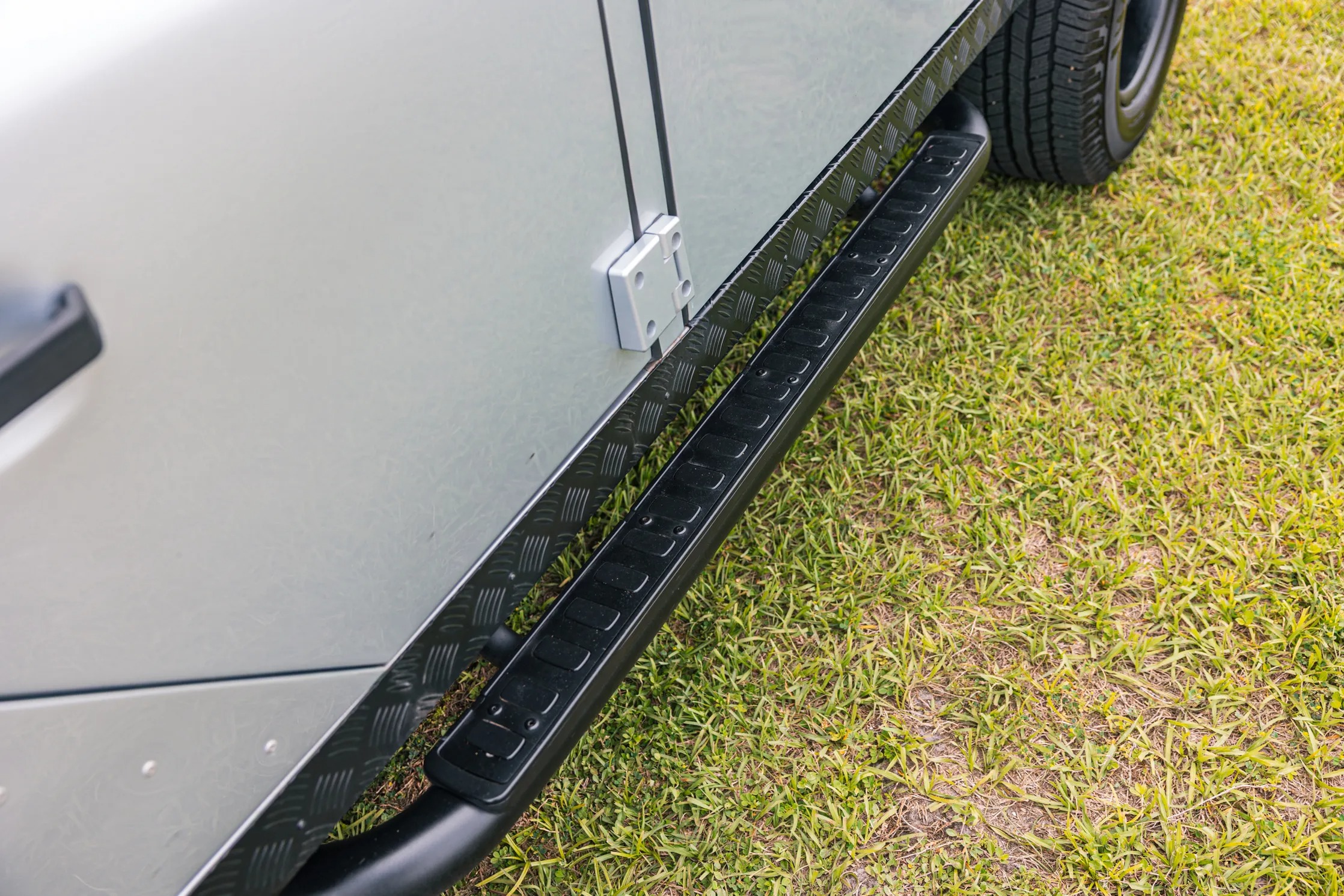 1996 ECD Vintage Land Rover Defender 110