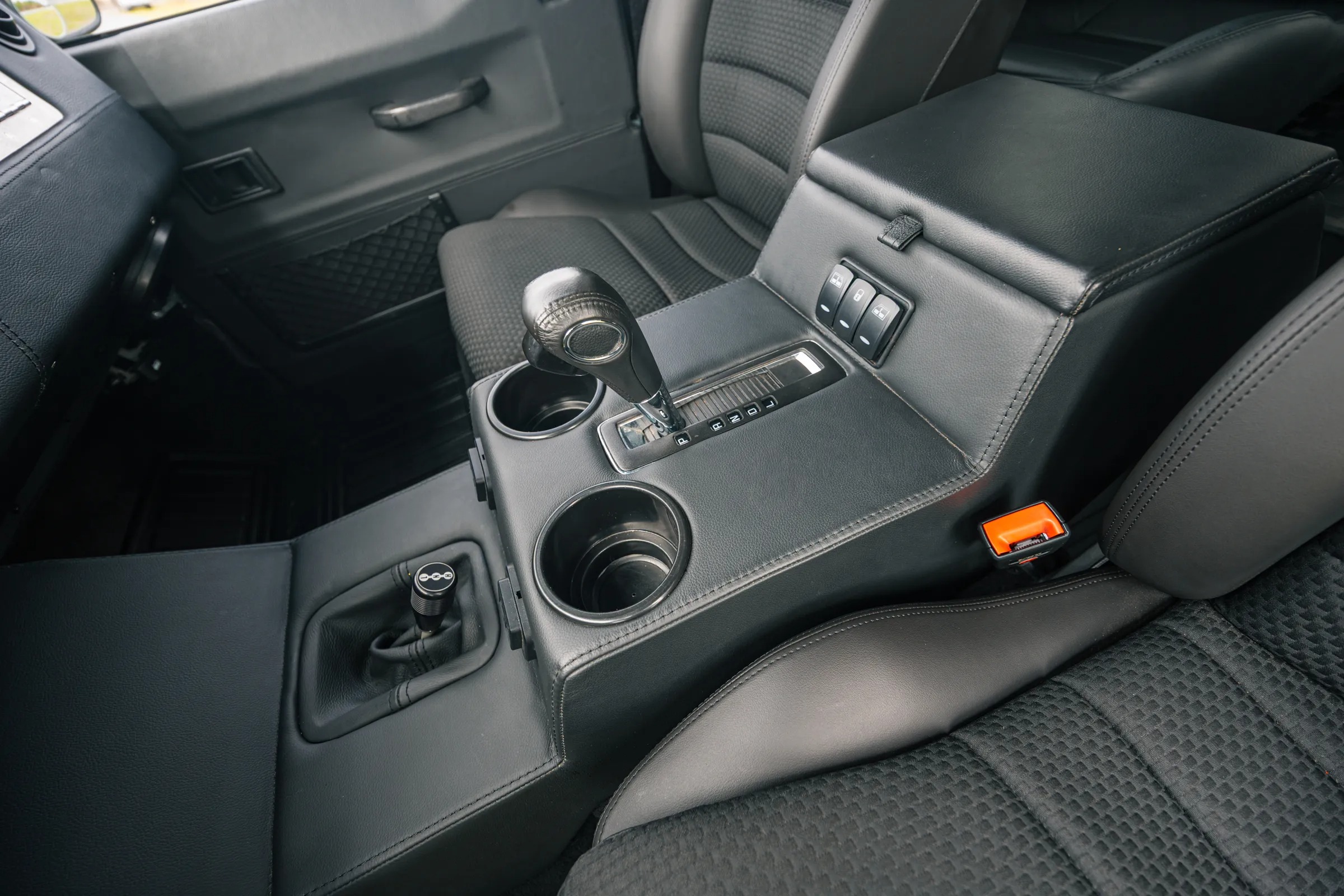 1996 ECD Vintage Land Rover Defender 110