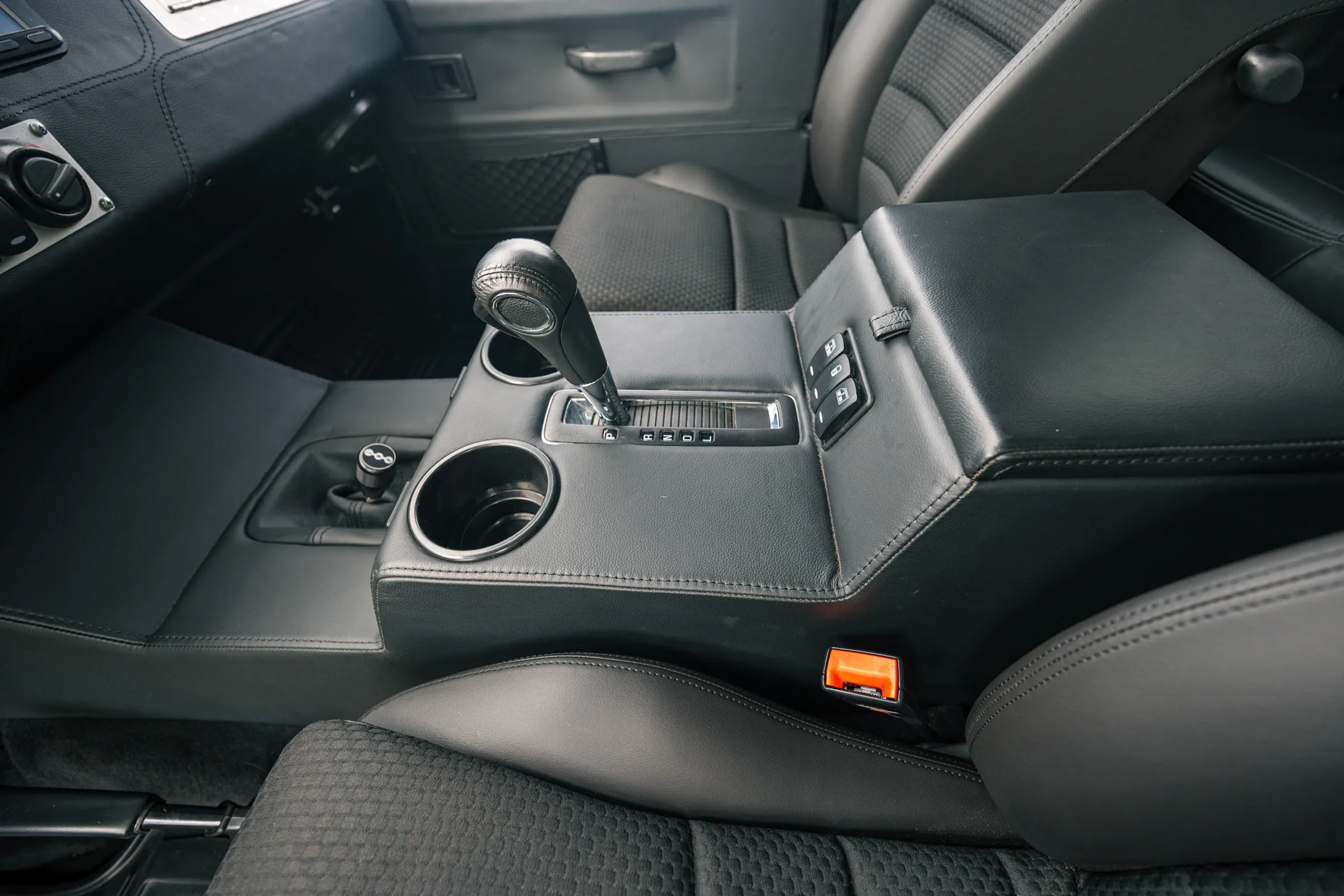 1996 ECD Vintage Land Rover Defender 110