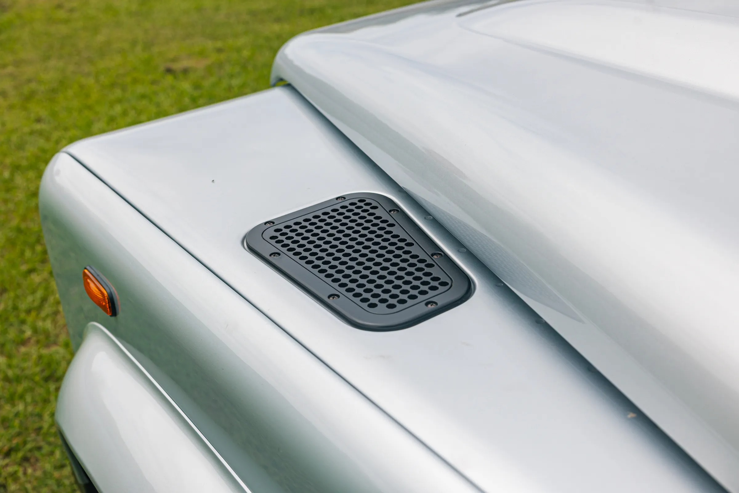 1996 ECD Vintage Land Rover Defender 110