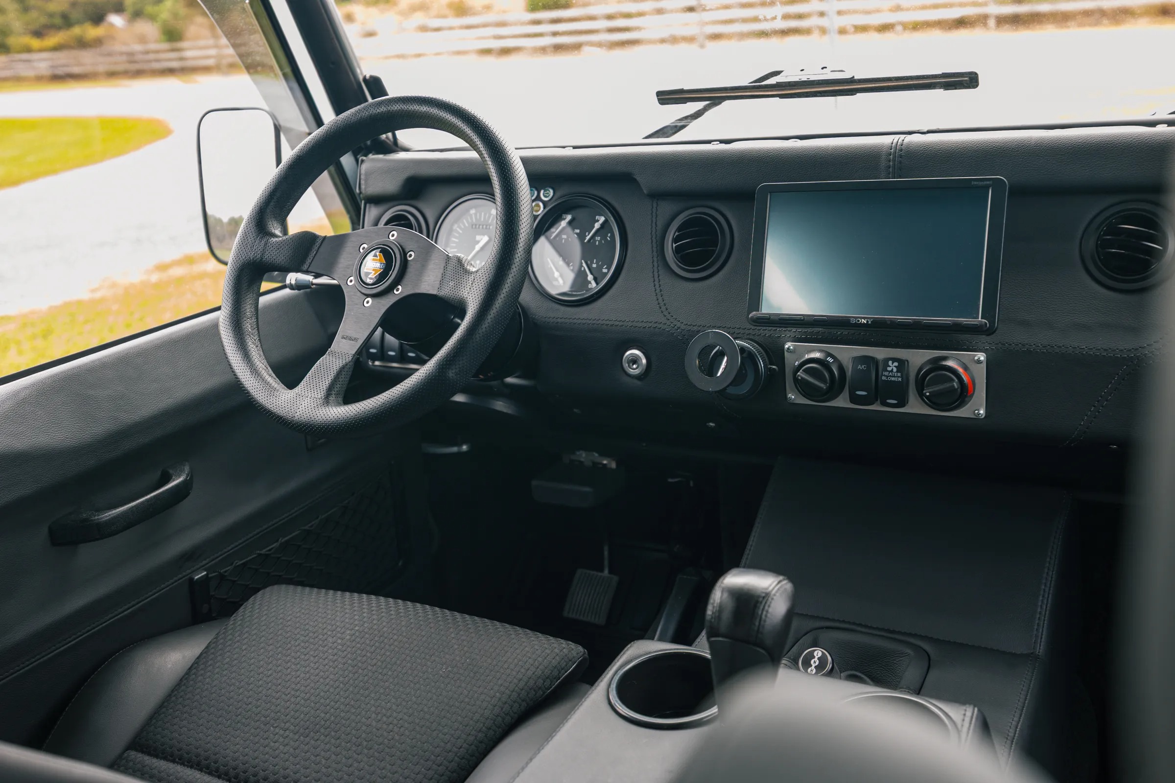 1996 ECD Vintage Land Rover Defender 110