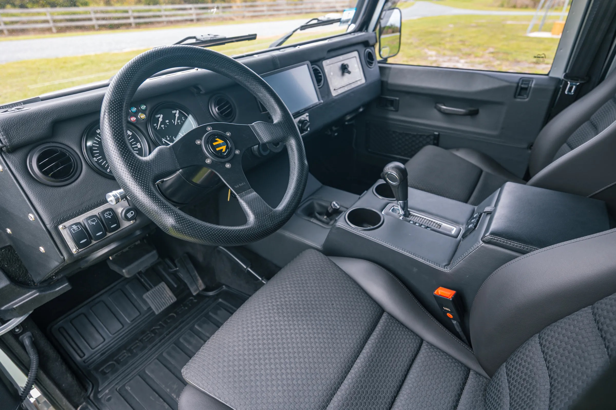 1996 ECD Vintage Land Rover Defender 110