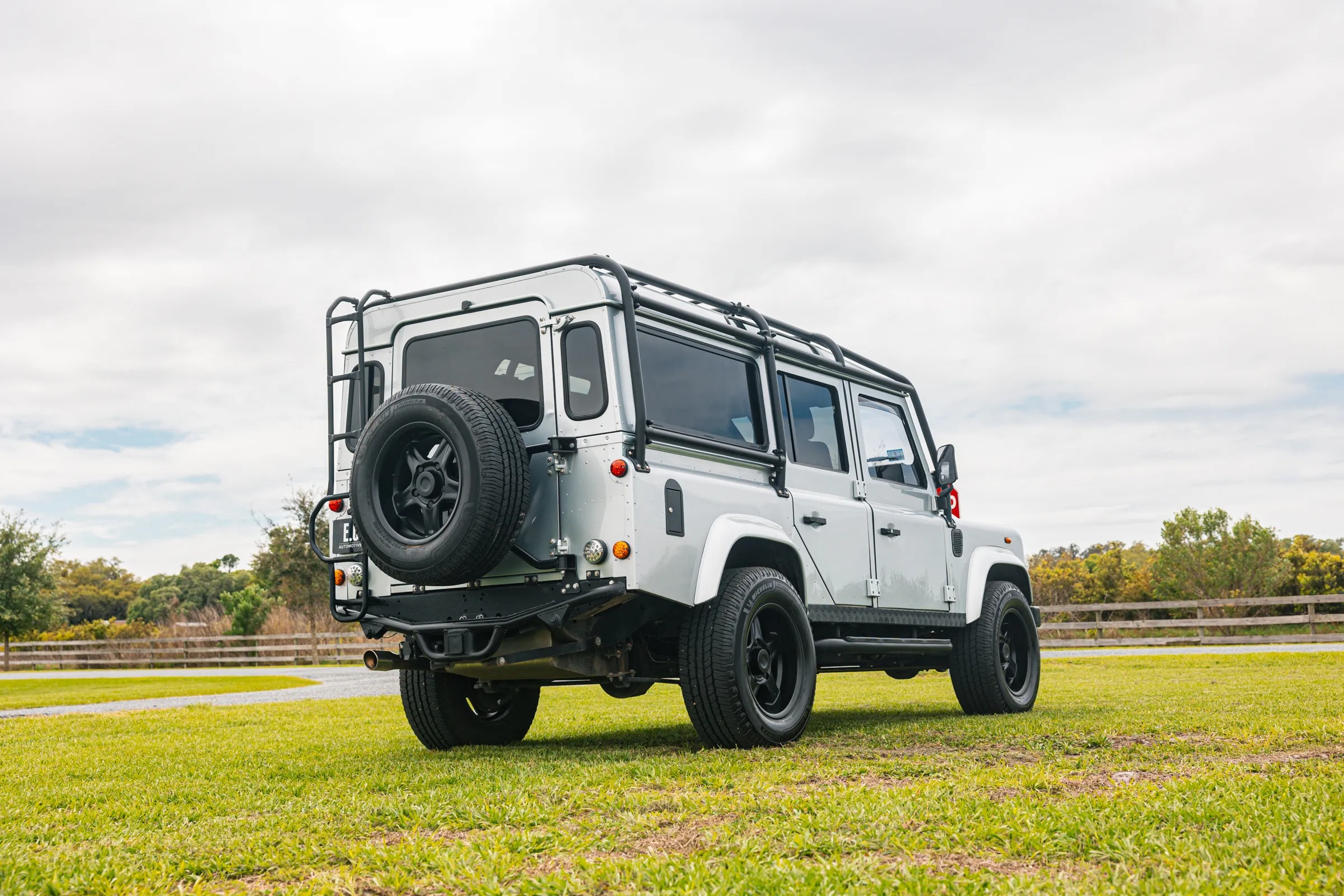 1996 ECD Vintage Land Rover Defender 110