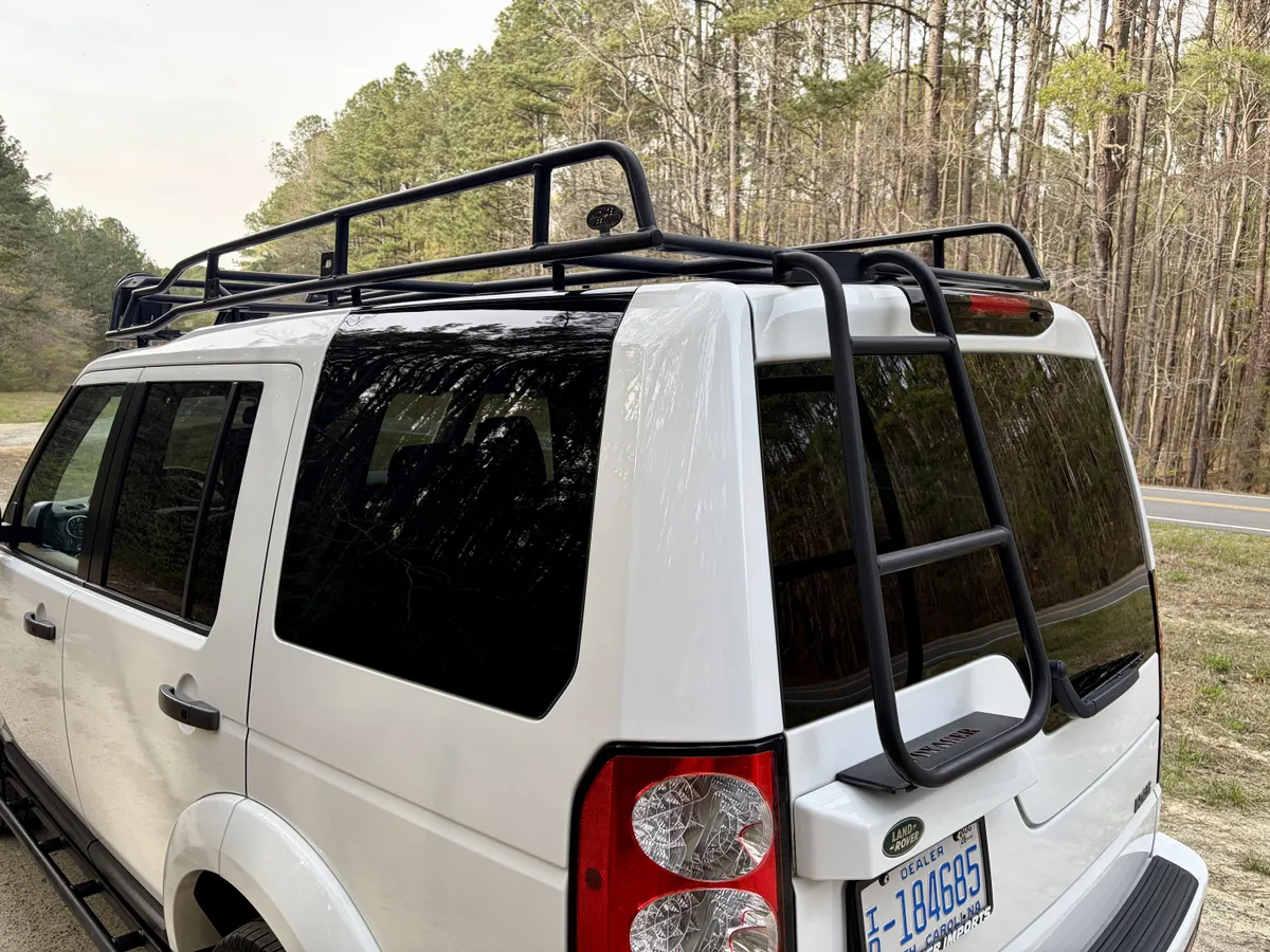 22k-Mile 2012 Land Rover LR4