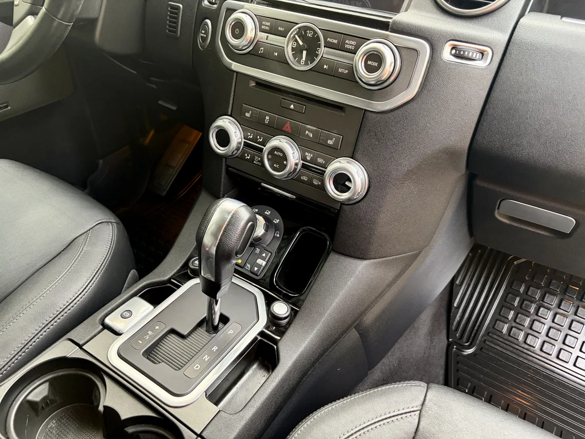 22k-Mile 2012 Land Rover LR4