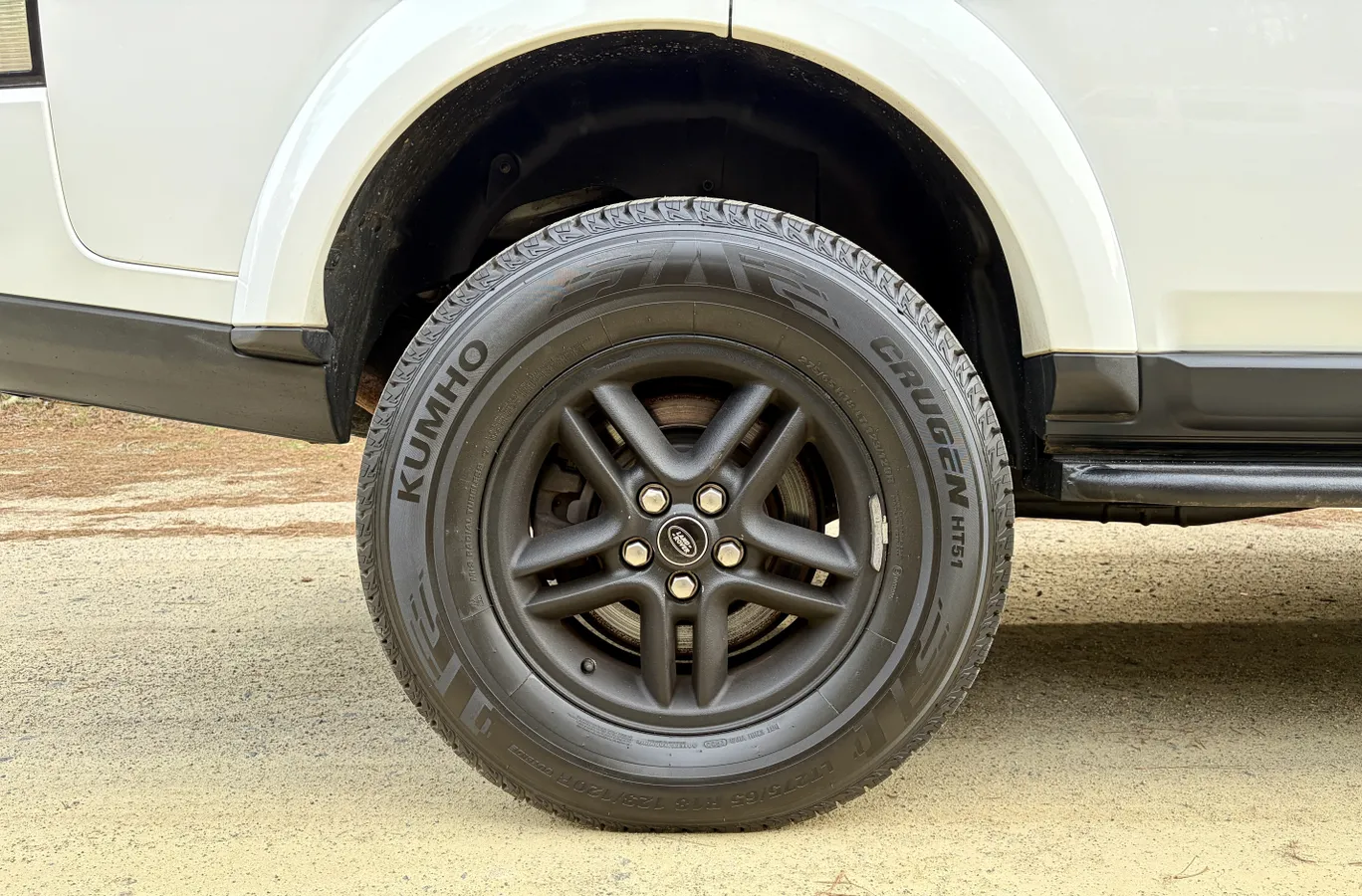 22k-Mile 2012 Land Rover LR4