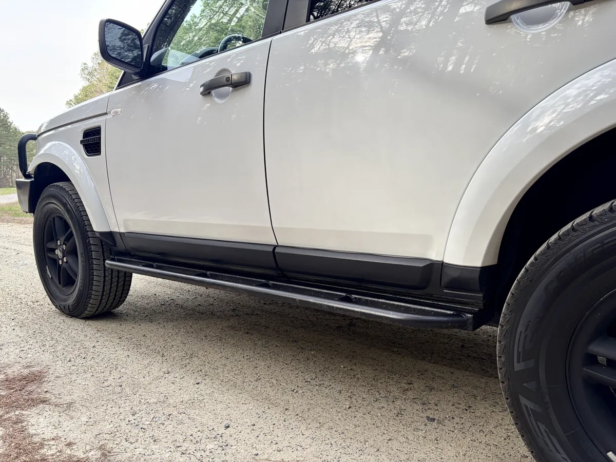 22k-Mile 2012 Land Rover LR4