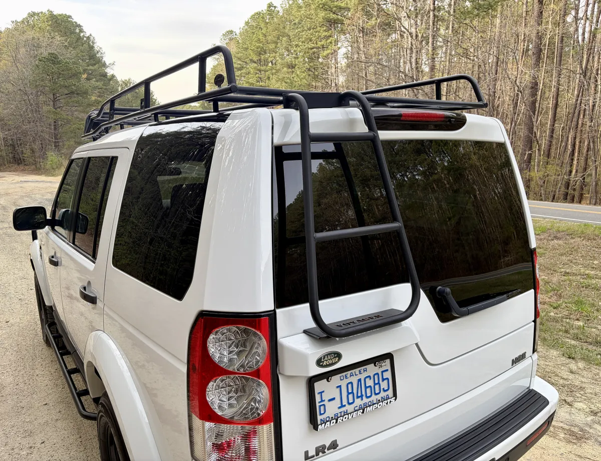 22k-Mile 2012 Land Rover LR4