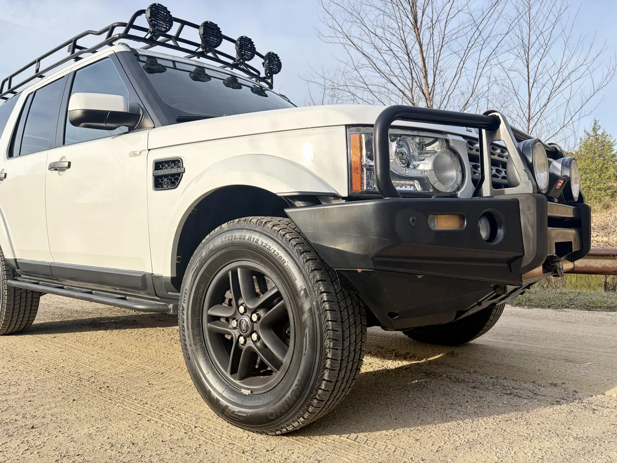 22k-Mile 2012 Land Rover LR4
