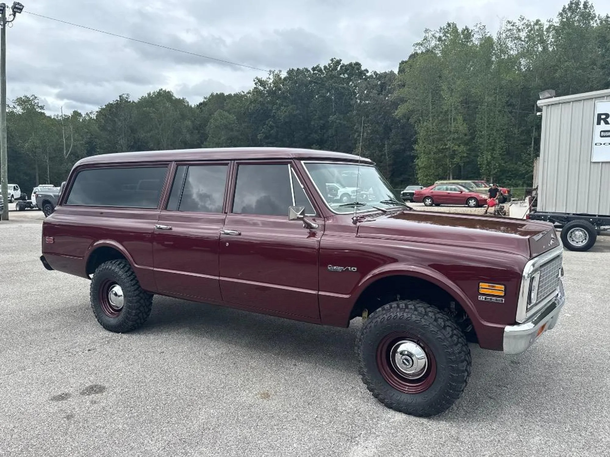 1972 Chevrolet Suburban 4×4 - 2
