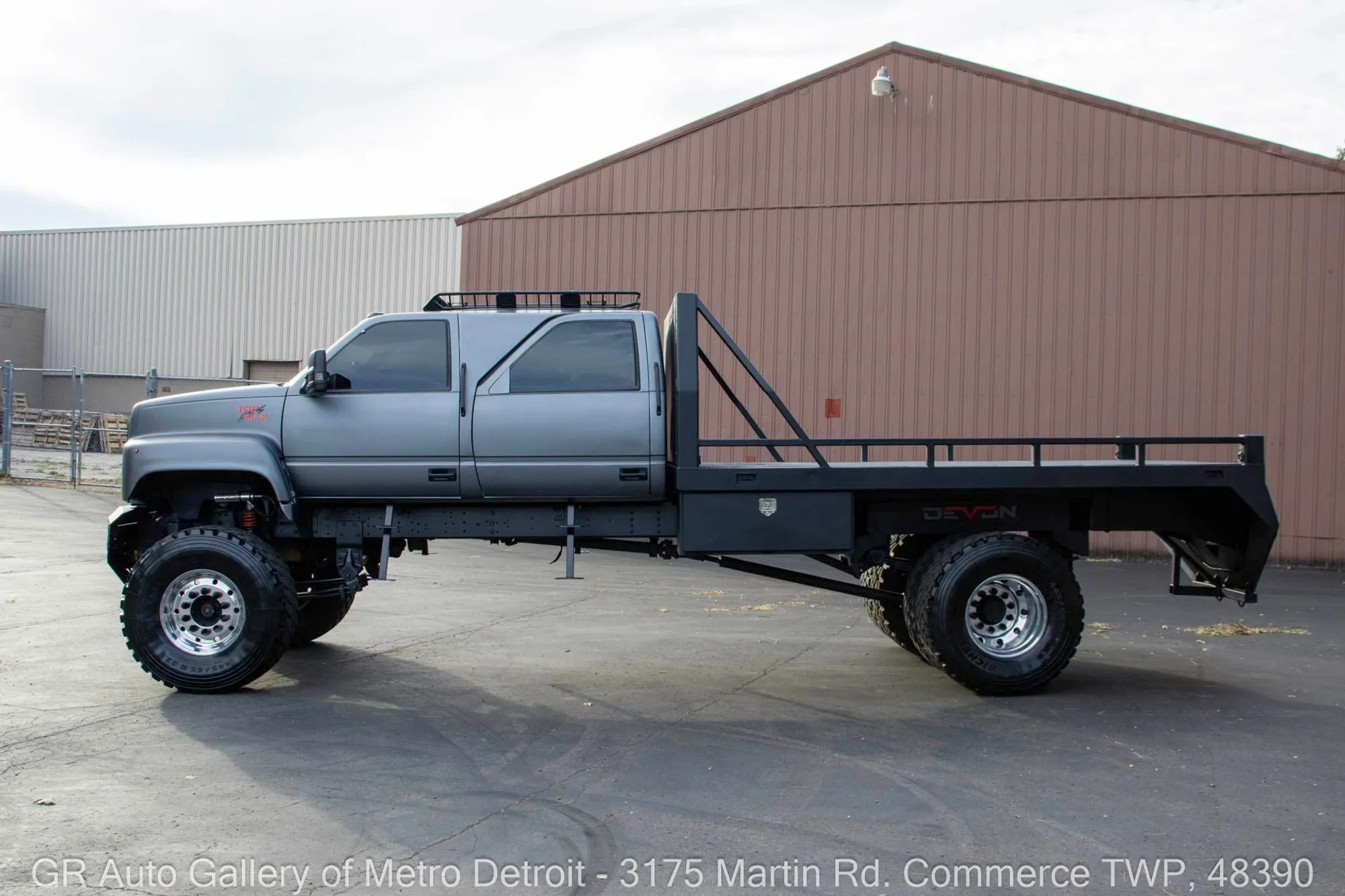 1991 GMC Topkick C7500 Mega Hauler - 2