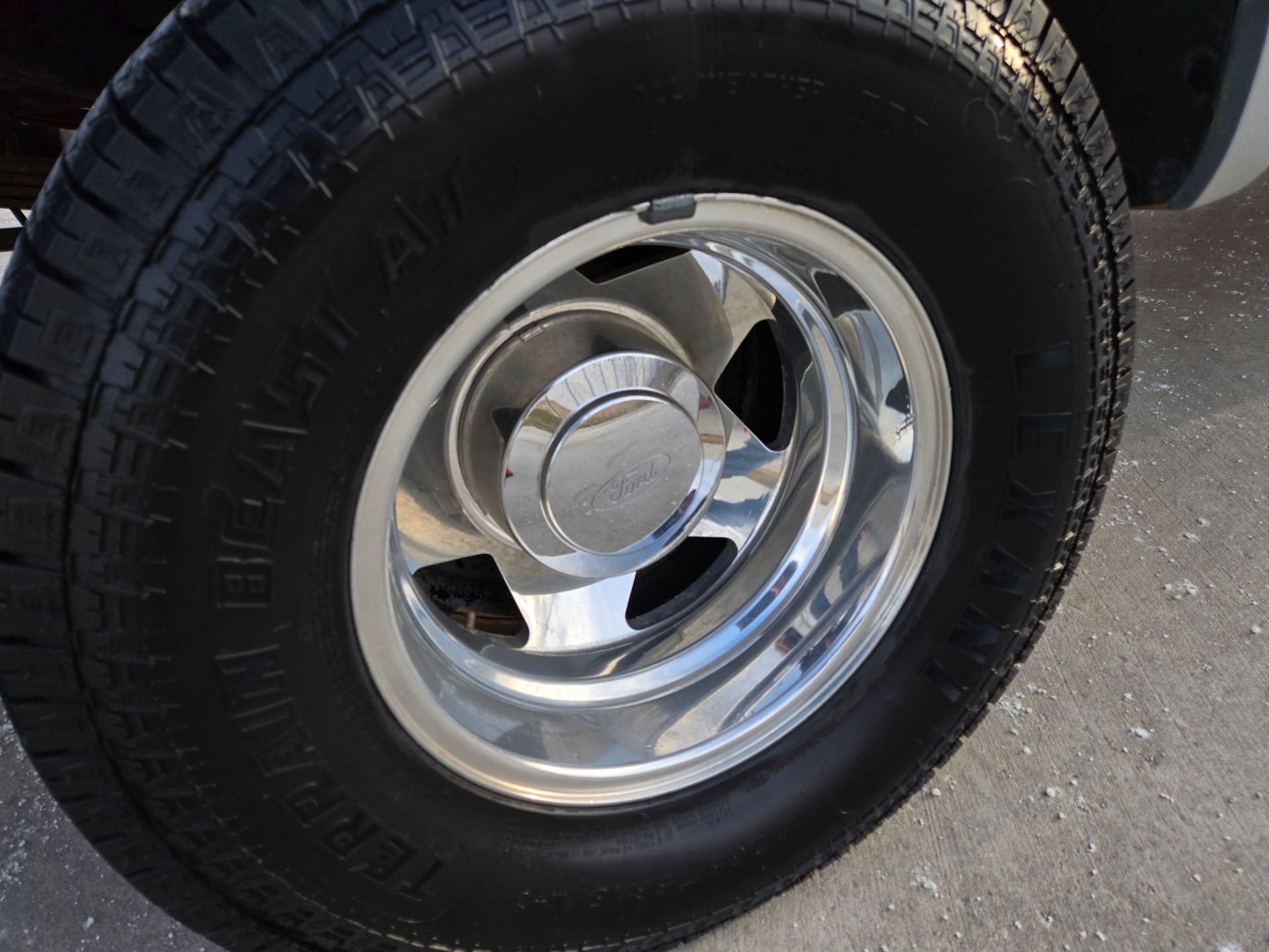 2004 Ford F-350 Super Duty Lariat