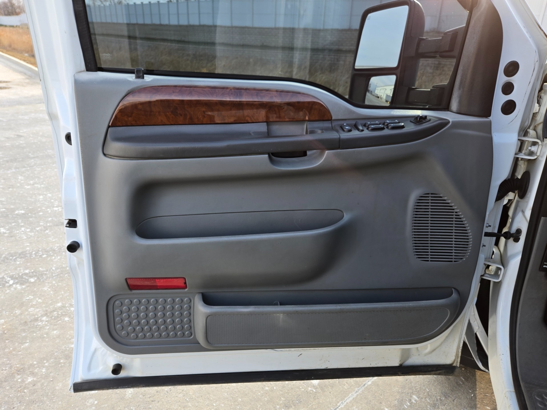 2004 Ford F-350 Super Duty Lariat