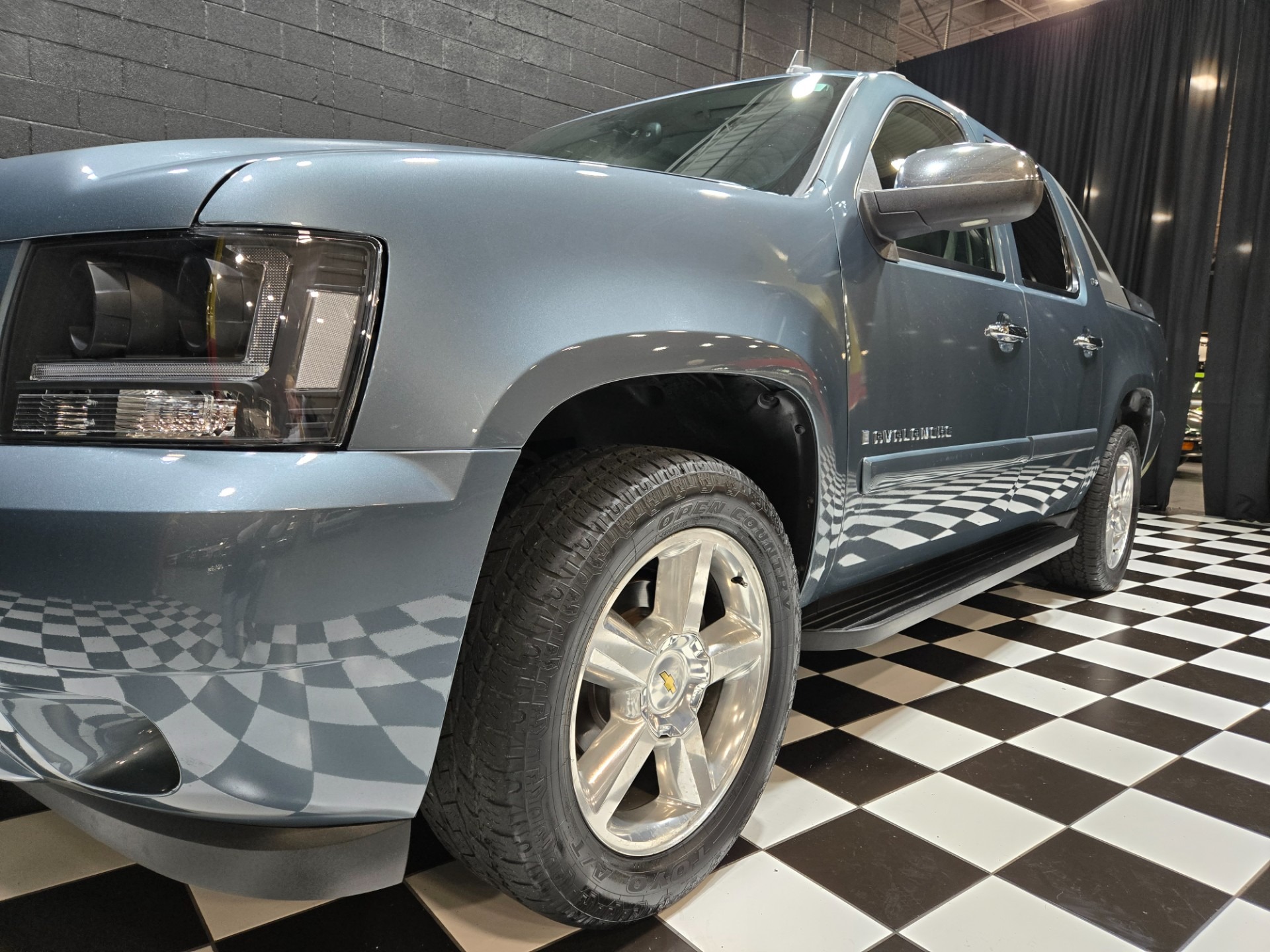 2008 Chevrolet Avalanche LTZ