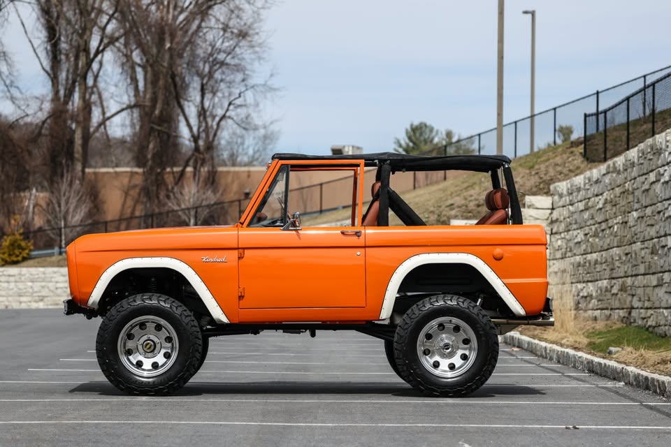 1966 Ford Bronco - 3