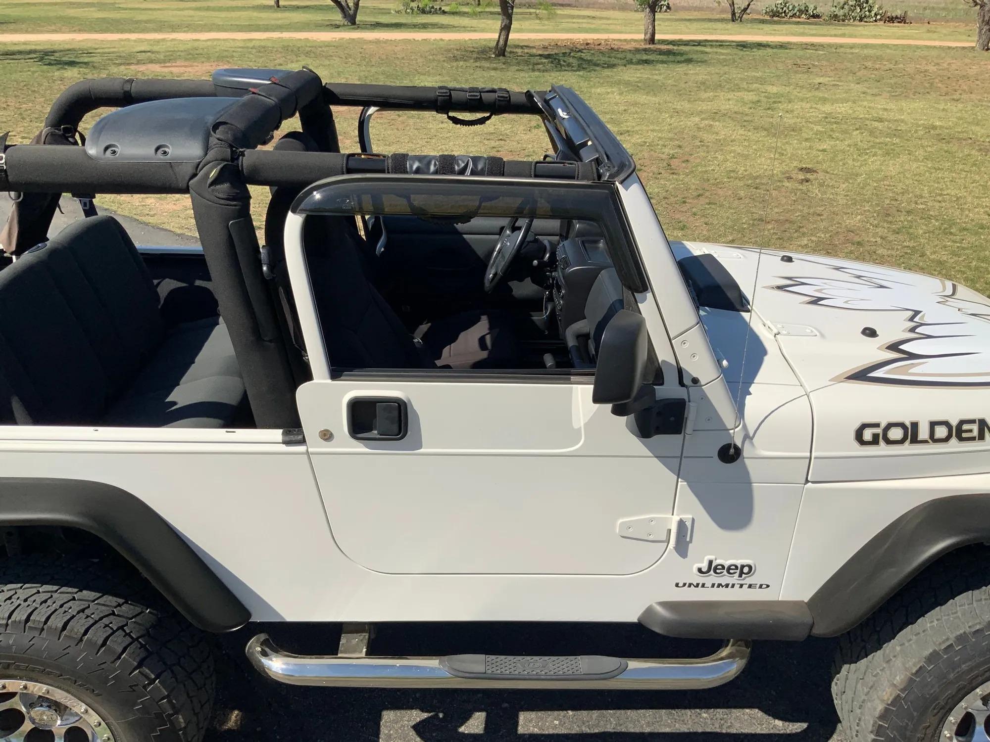 46k-Mile 2006 Jeep Wrangler Unlimited LJ Sport 4×4