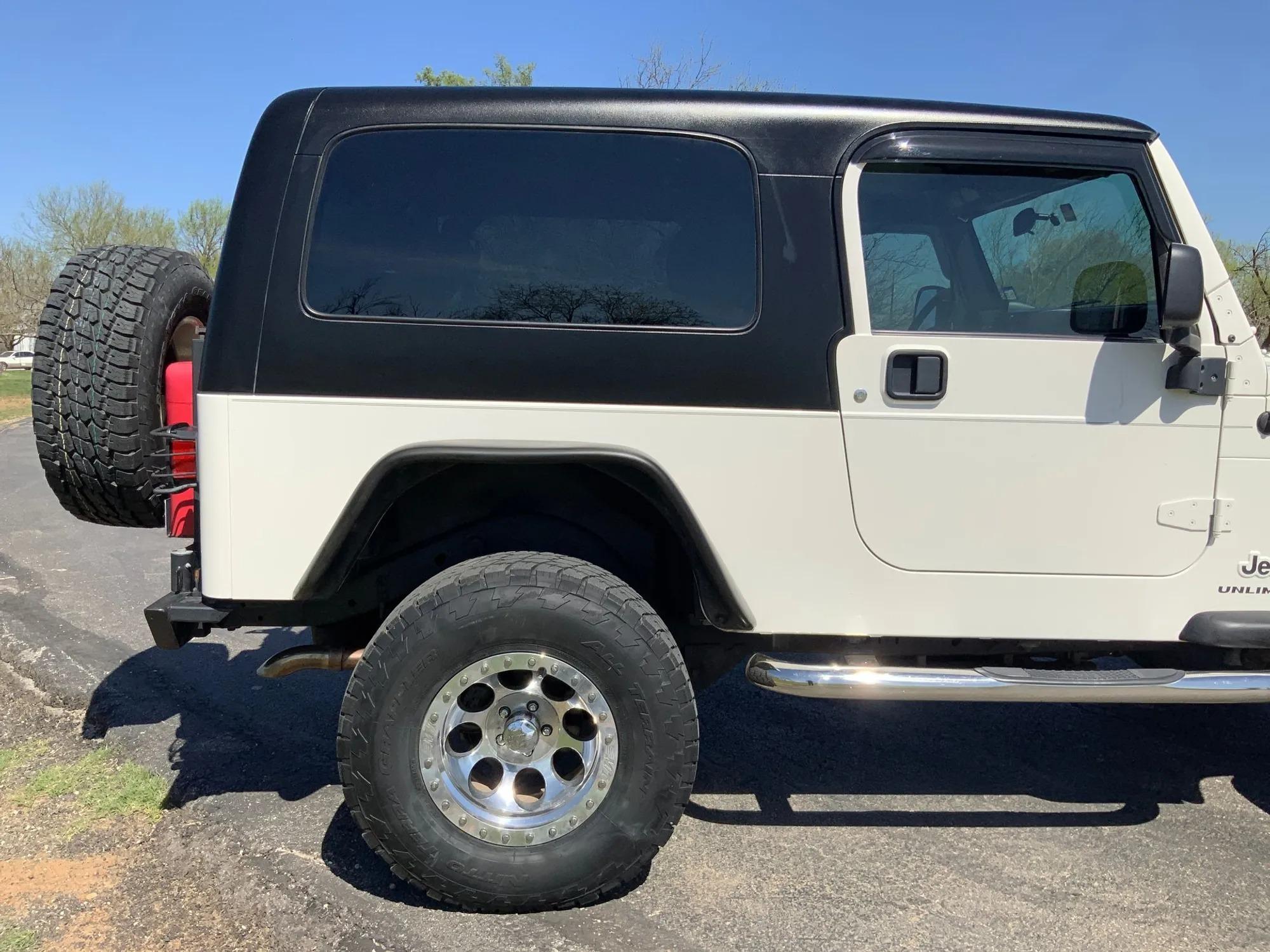 46k-Mile 2006 Jeep Wrangler Unlimited LJ Sport 4×4