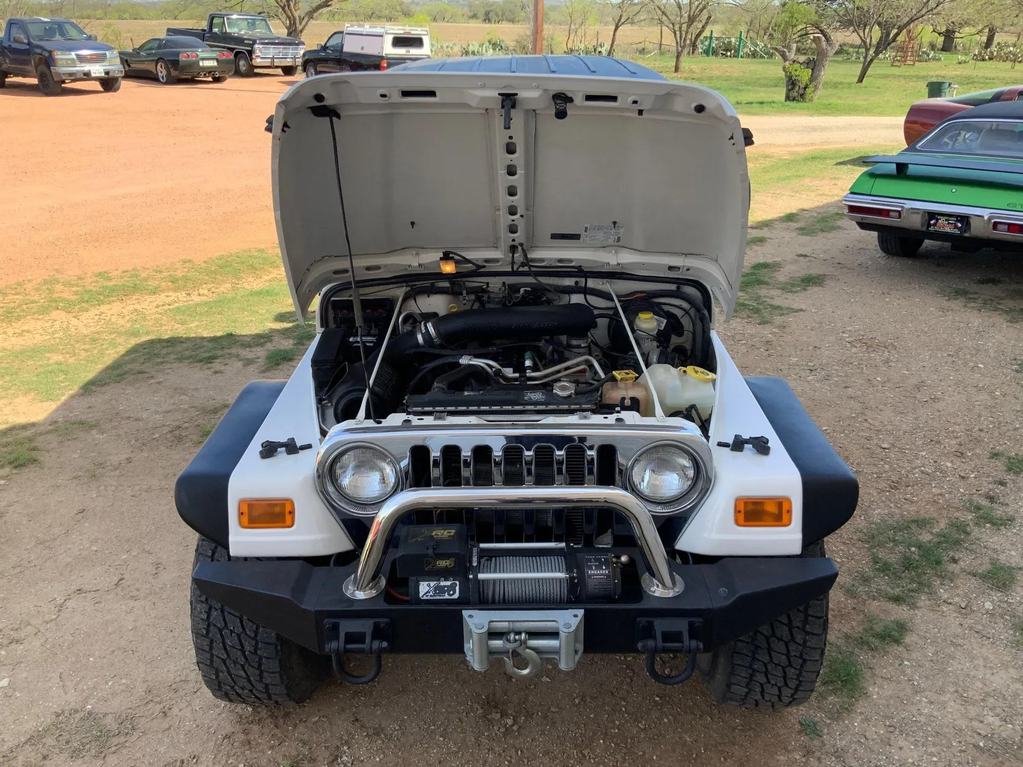 46k-Mile 2006 Jeep Wrangler Unlimited LJ Sport 4×4