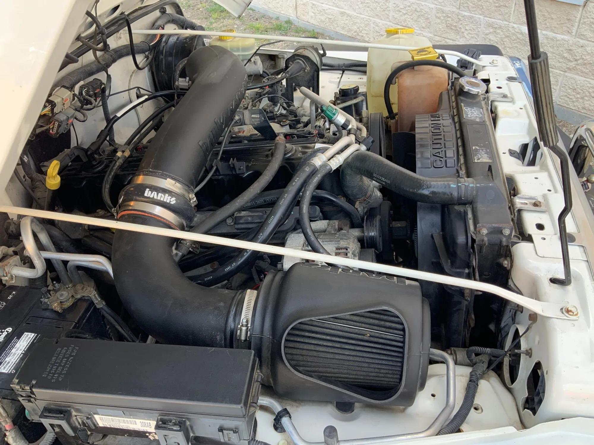 46k-Mile 2006 Jeep Wrangler Unlimited LJ Sport 4×4