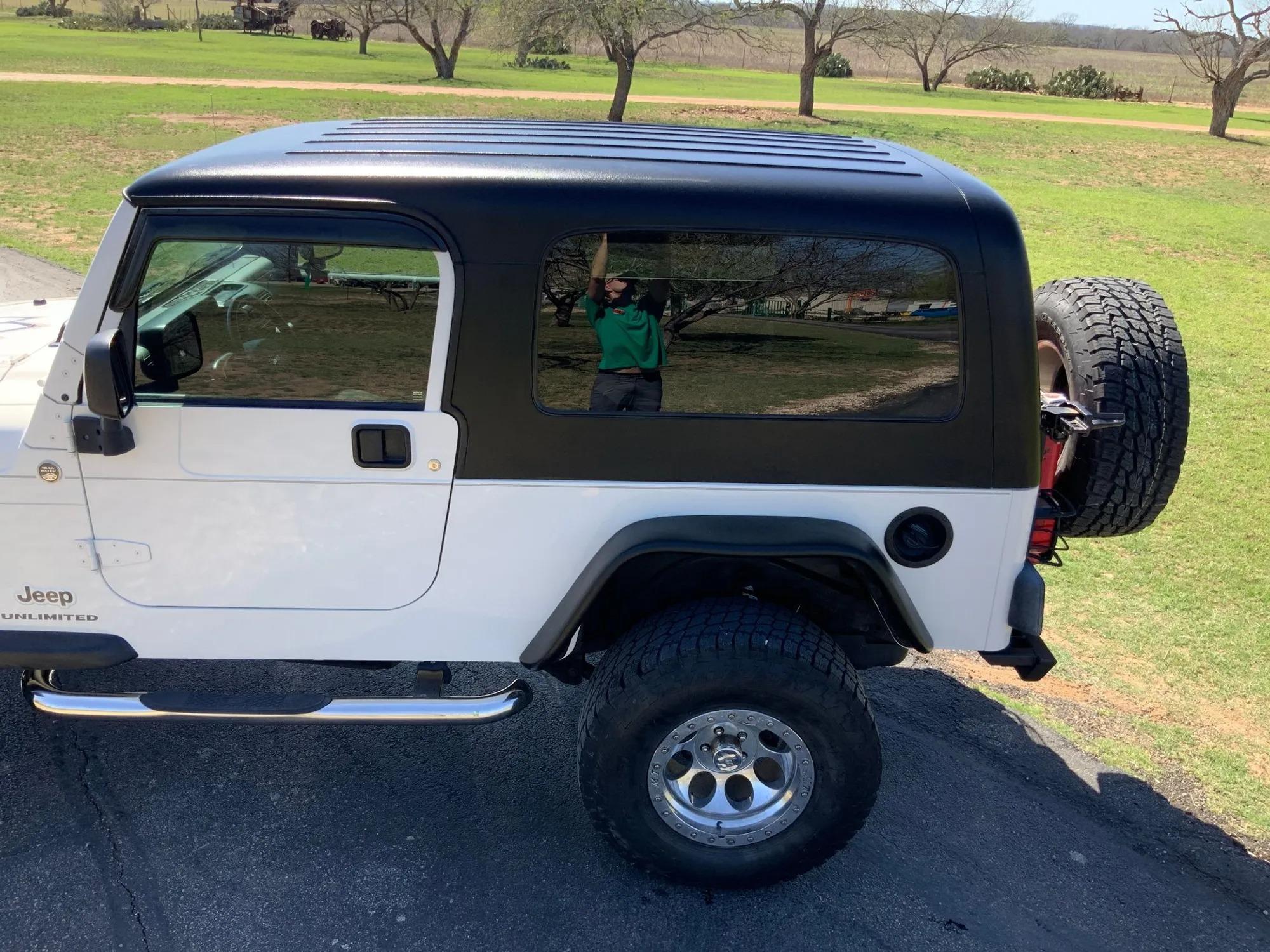 46k-Mile 2006 Jeep Wrangler Unlimited LJ Sport 4×4