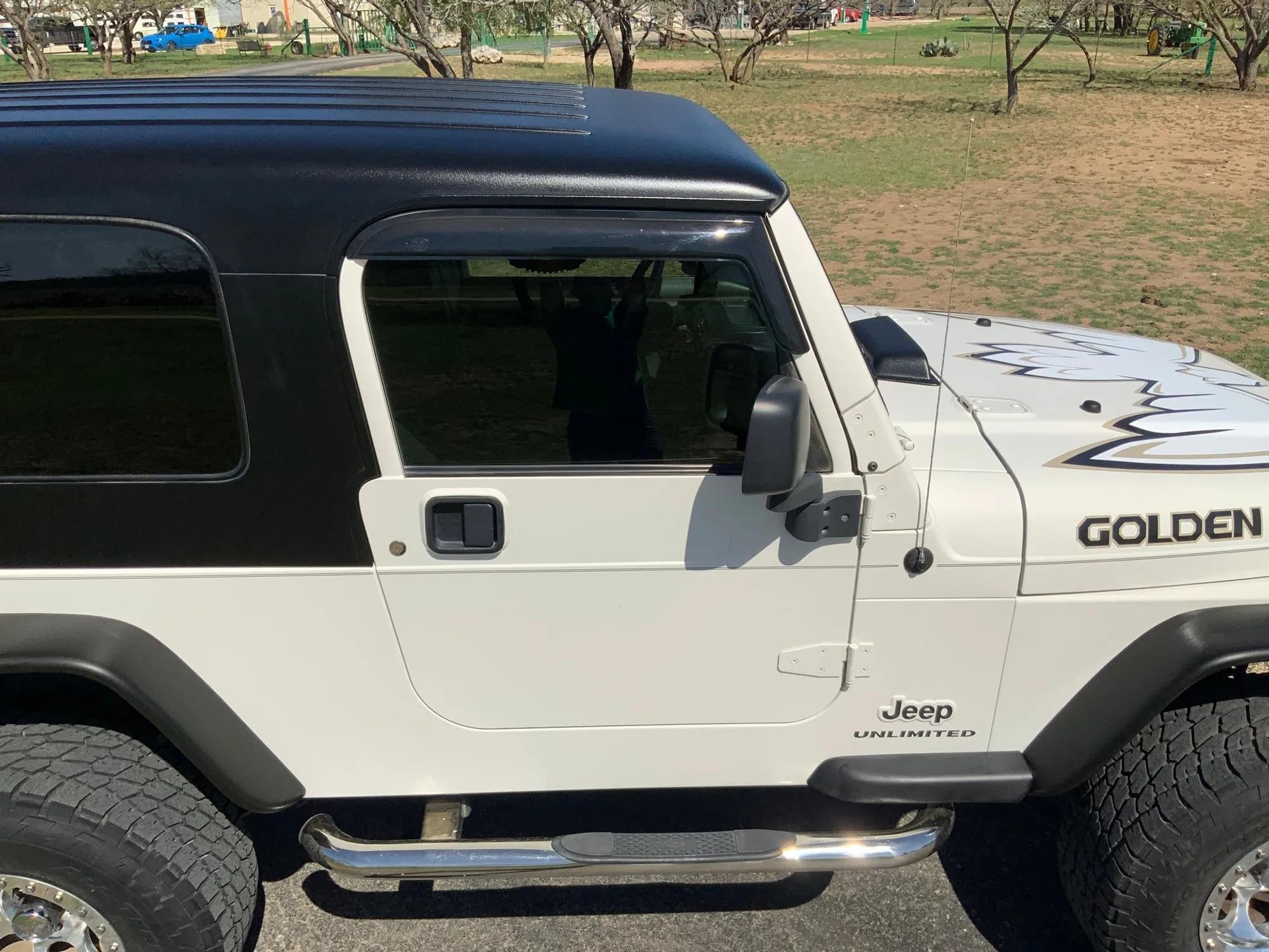 46k-Mile 2006 Jeep Wrangler Unlimited LJ Sport 4×4
