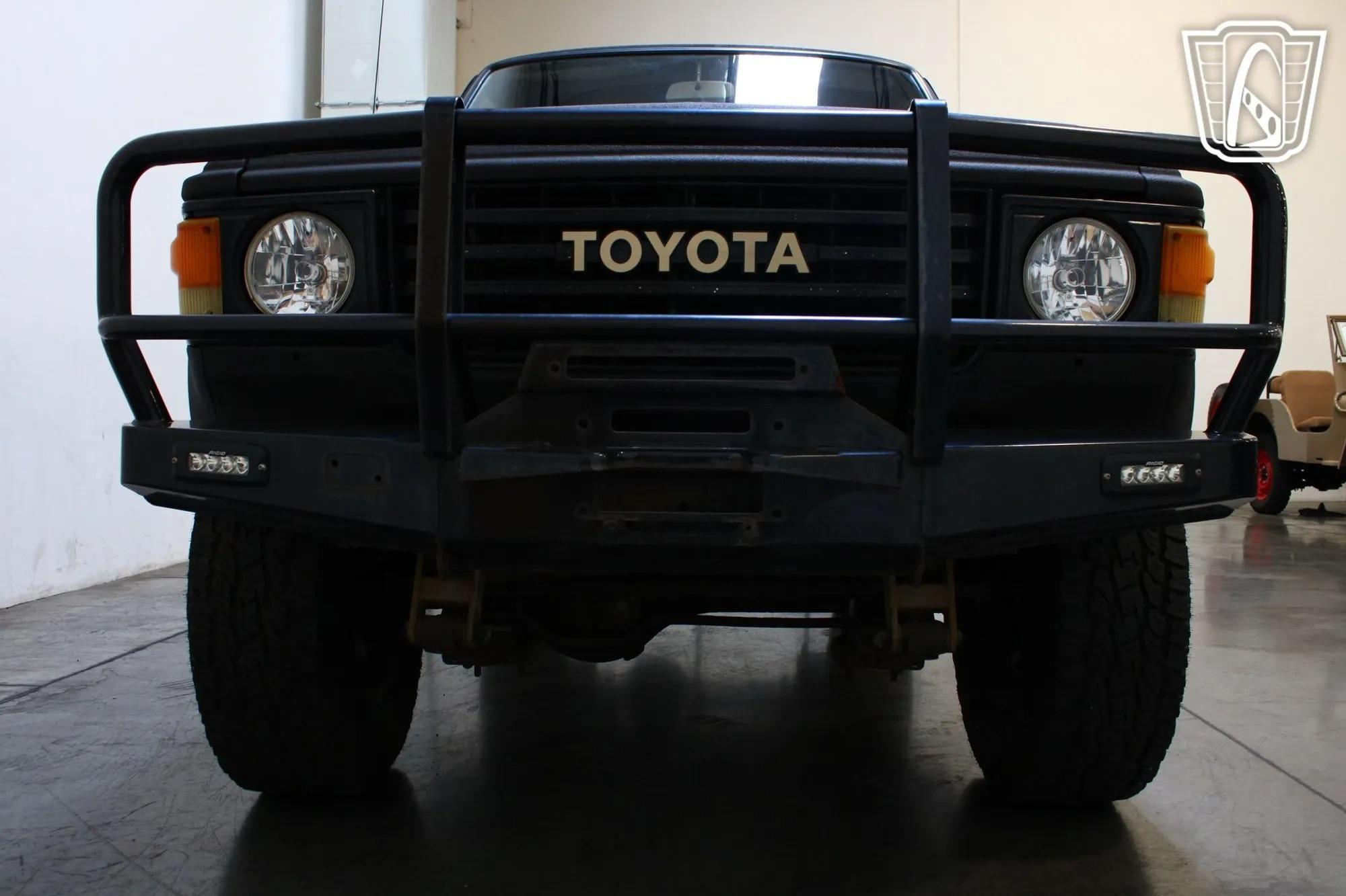 1985 Toyota Land Cruiser FJ60