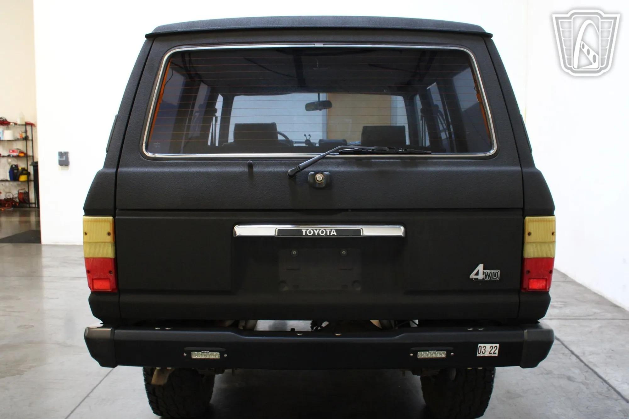 1985 Toyota Land Cruiser FJ60