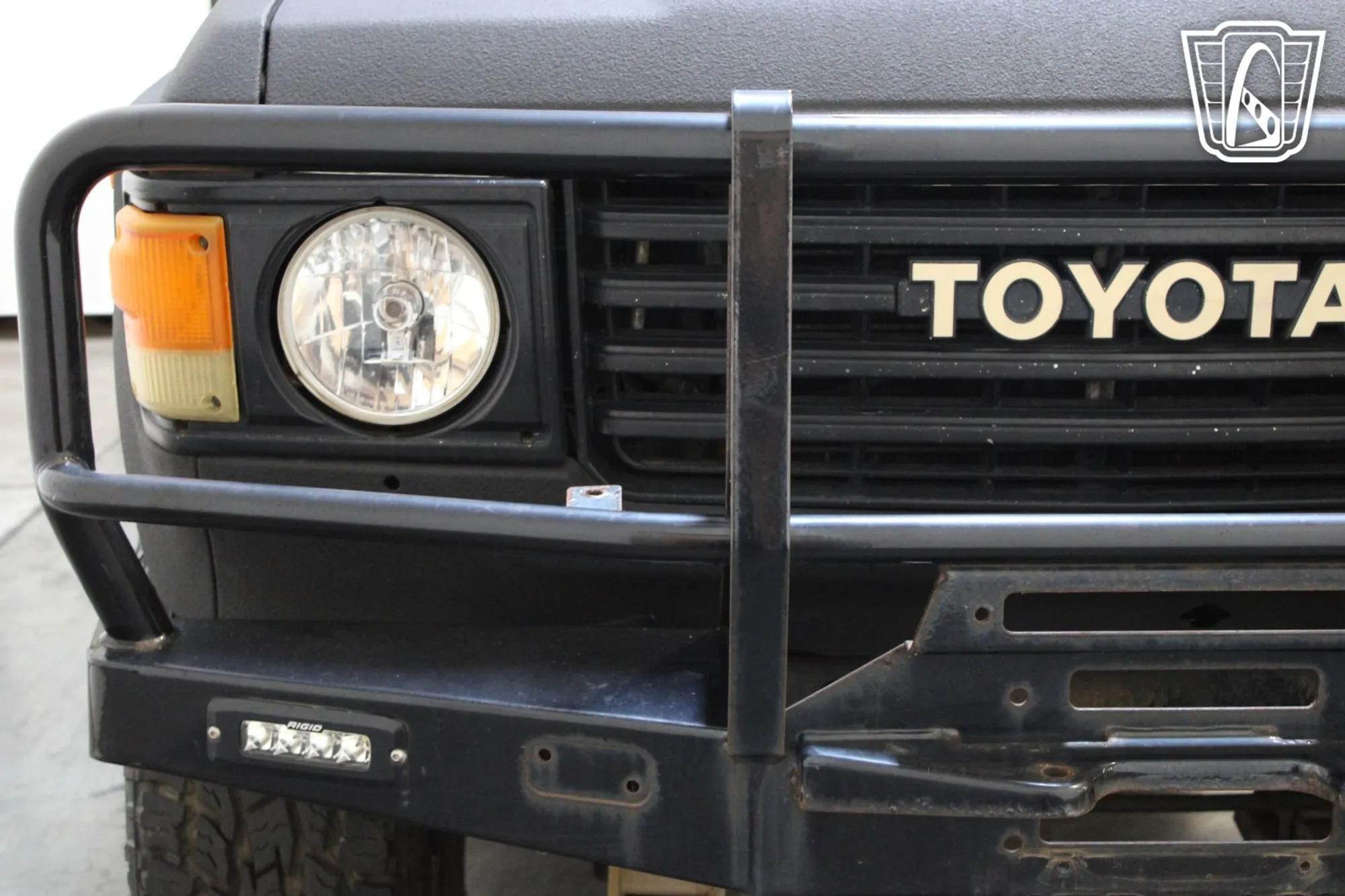 1985 Toyota Land Cruiser FJ60