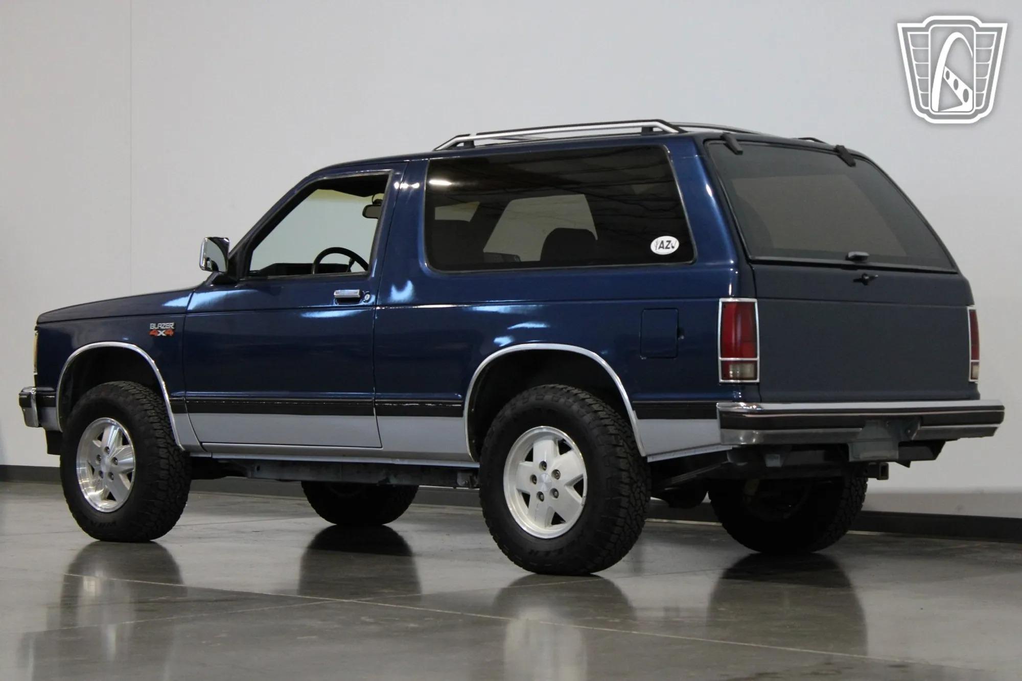 1988 Chevrolet S-10 Blazer - 5