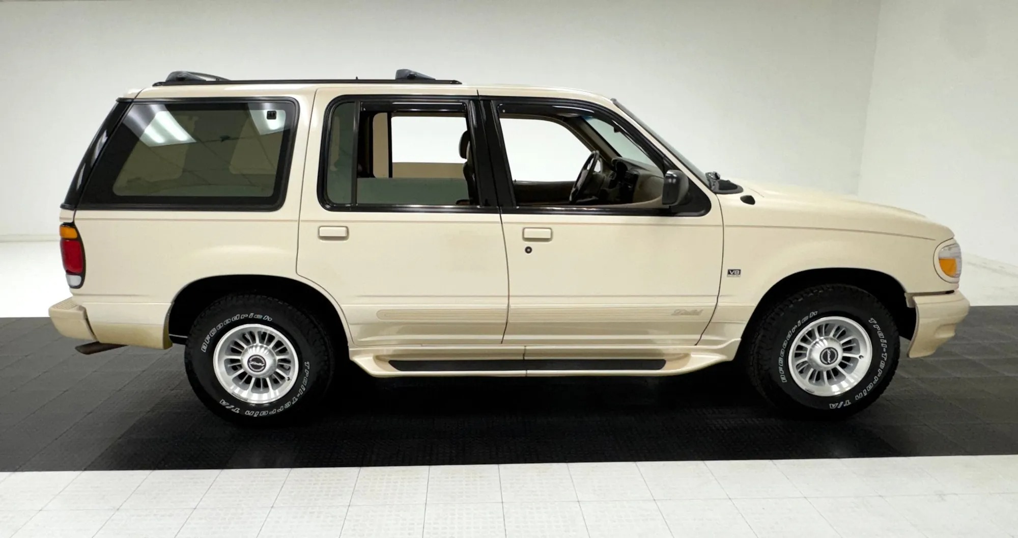 1997 Ford Explorer Limited AWD