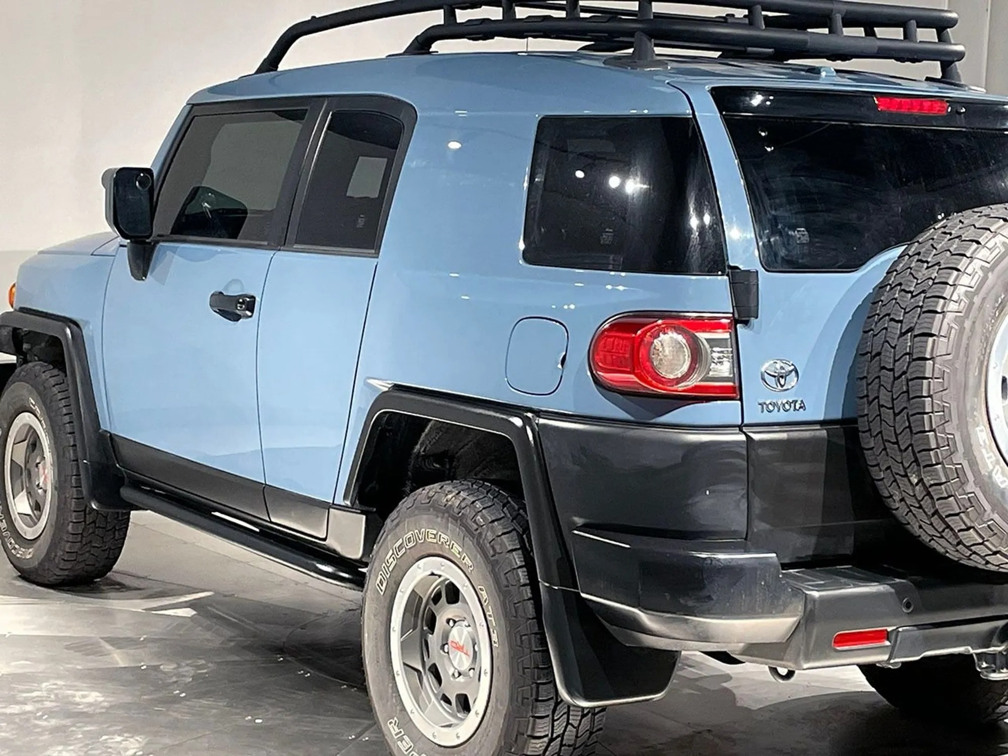 44k-Mile 2014 Toyota FJ Cruiser Trail Teams Ultimate Edition