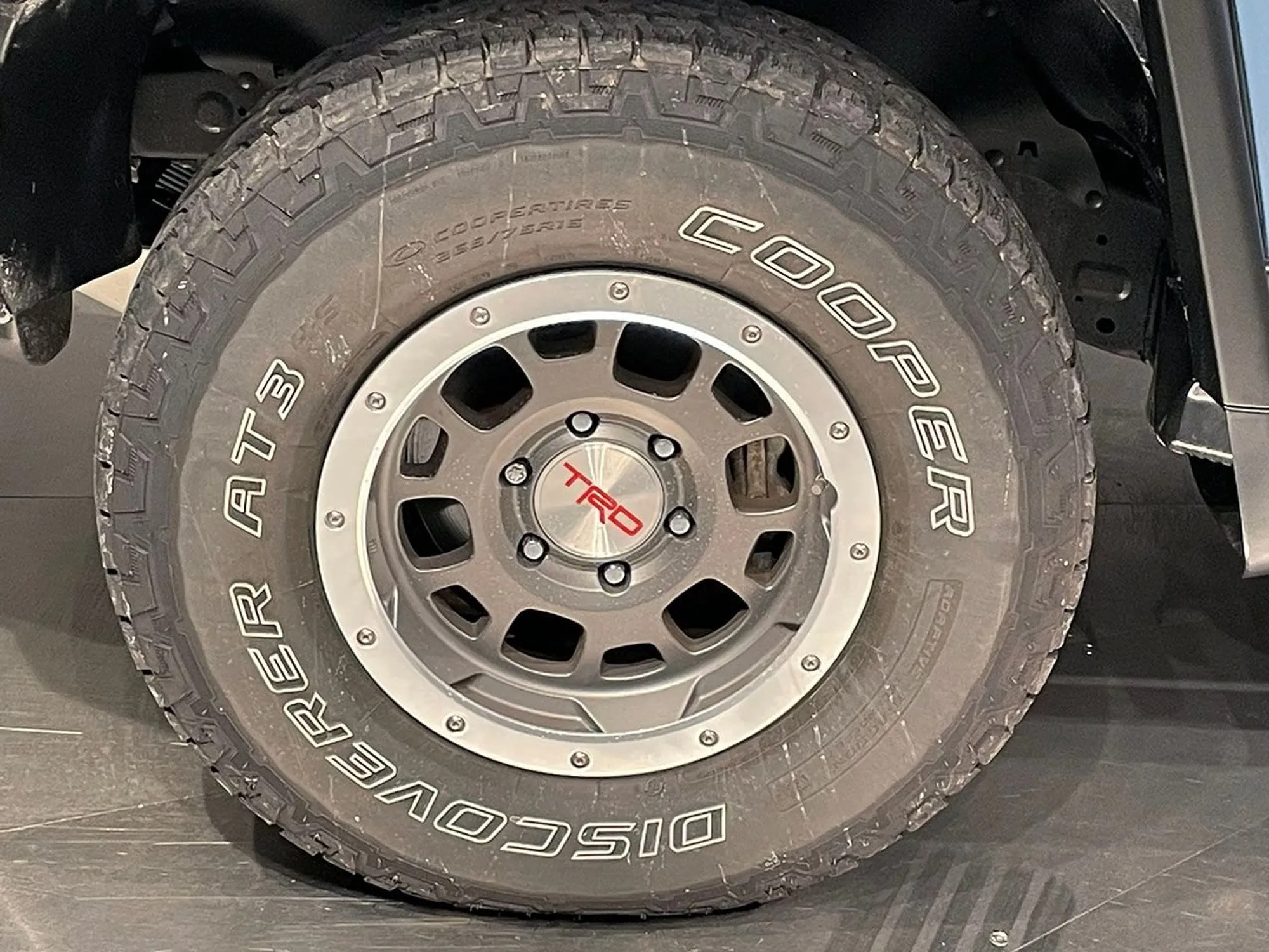 44k-Mile 2014 Toyota FJ Cruiser Trail Teams Ultimate Edition