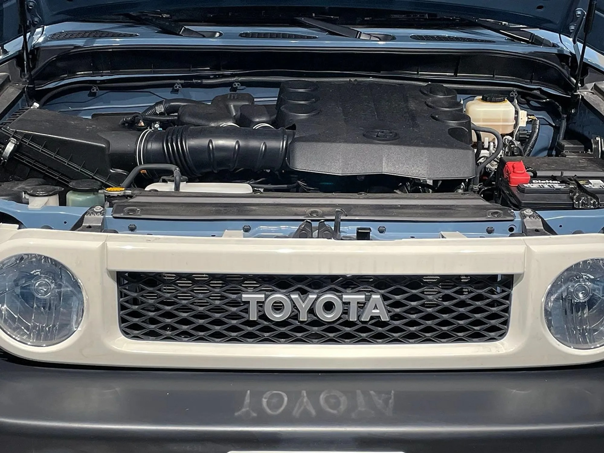 44k-Mile 2014 Toyota FJ Cruiser Trail Teams Ultimate Edition