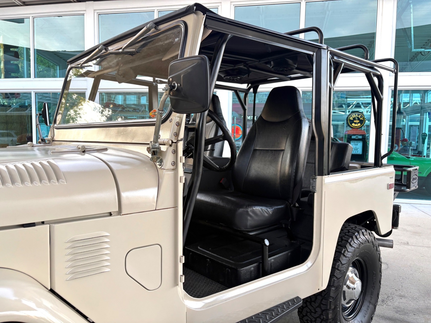 Restored 1972 Toyota Land Cruiser FJ40