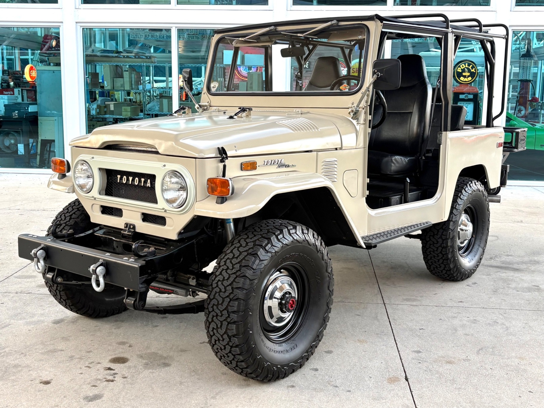 Restored 1972 Toyota Land Cruiser FJ40