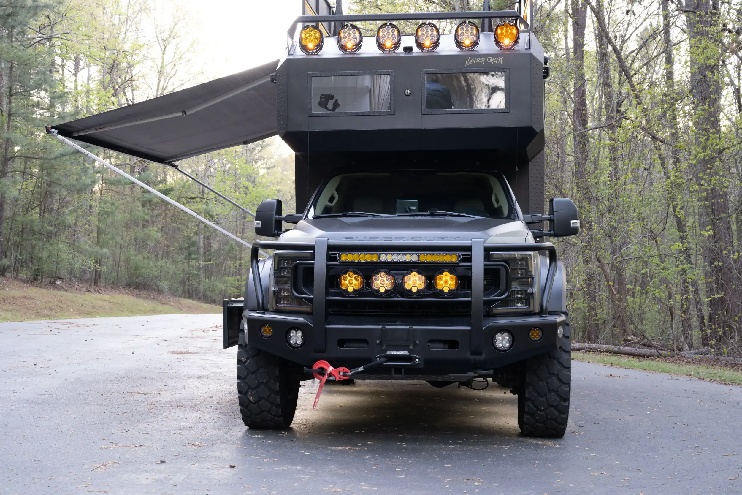 2021 Ford F-550 Expedition Vehicle