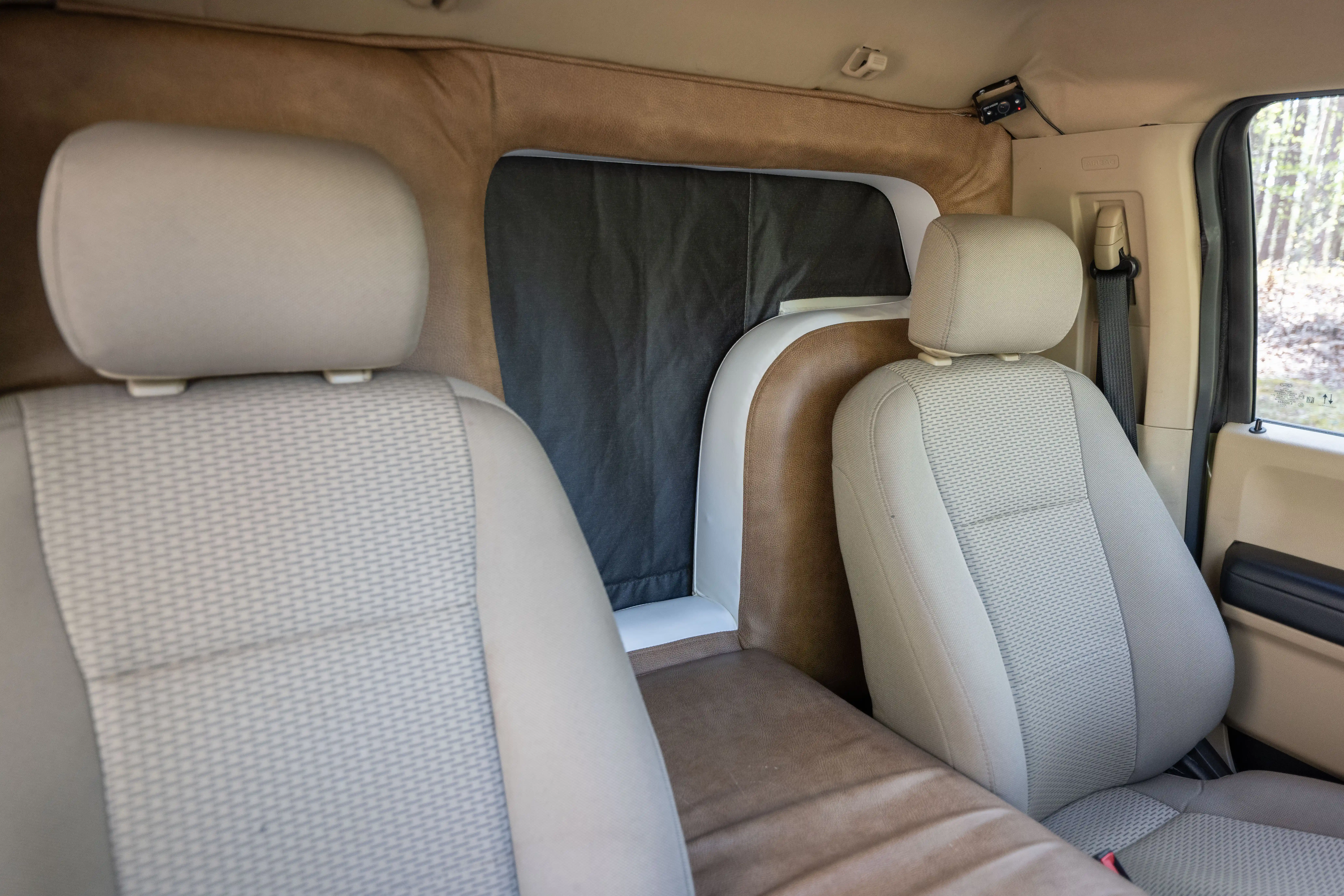 2021 Ford F-550 Expedition Vehicle