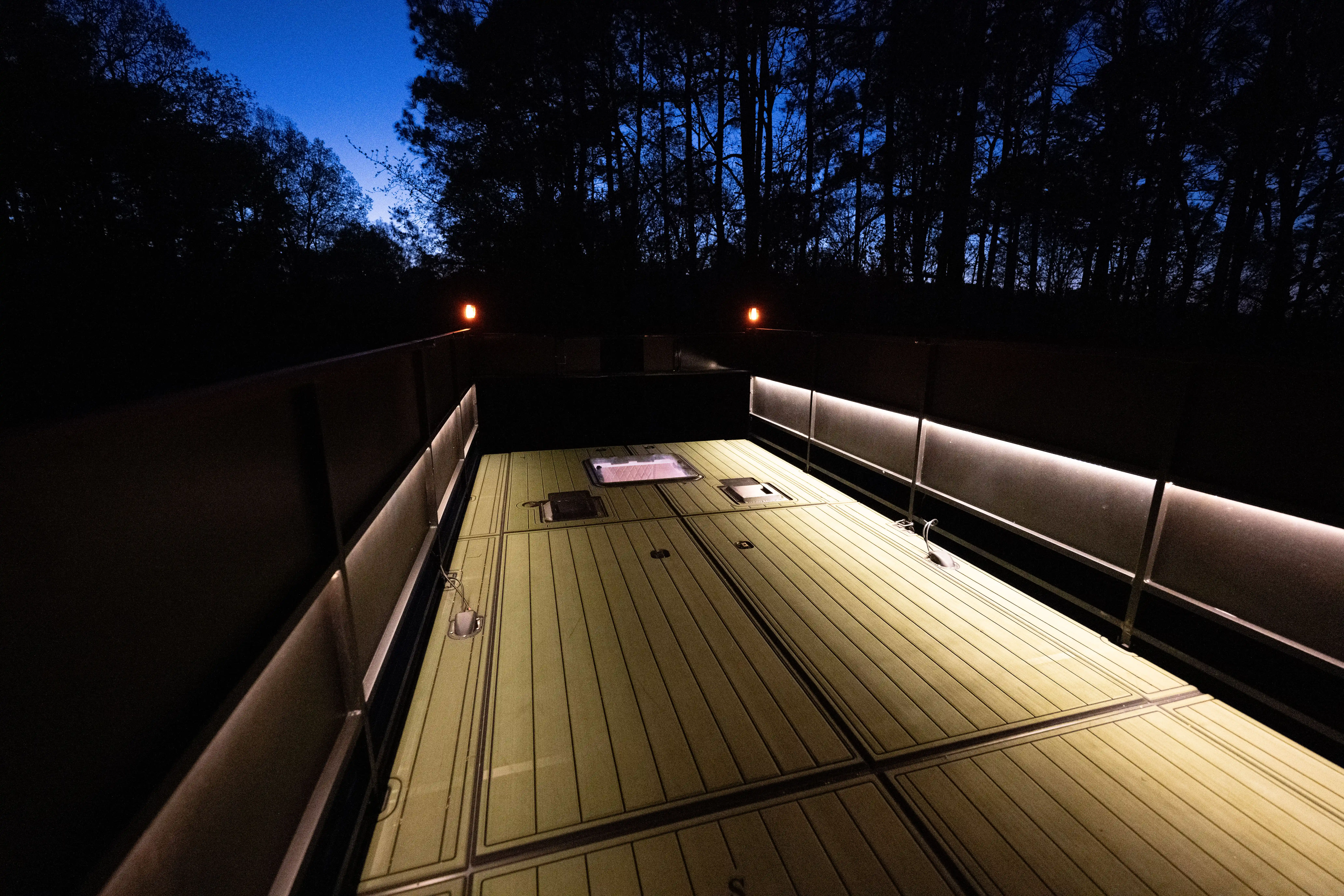 2021 Ford F-550 Expedition Vehicle