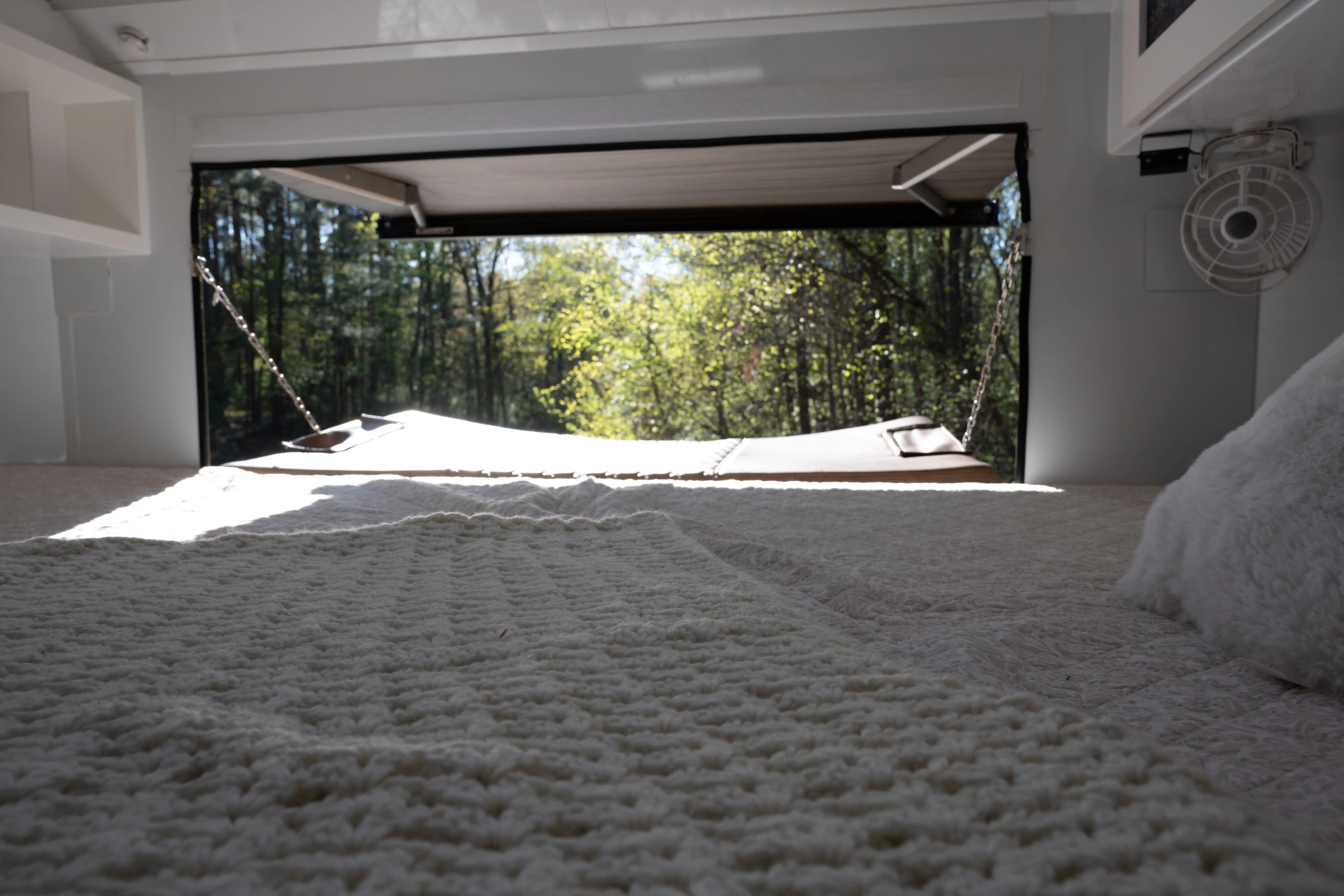 2021 Ford F-550 Expedition Vehicle