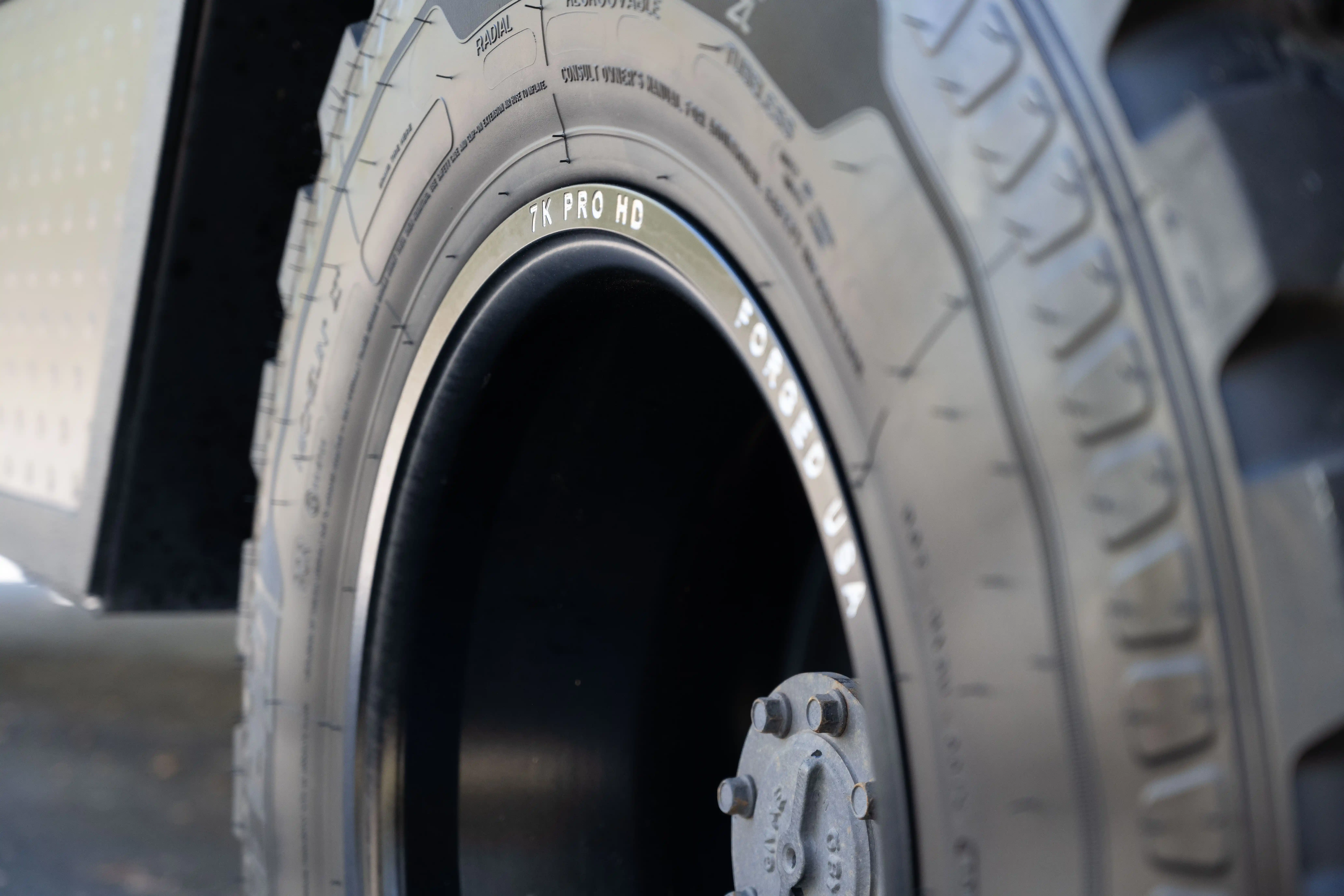 2021 Ford F-550 Expedition Vehicle