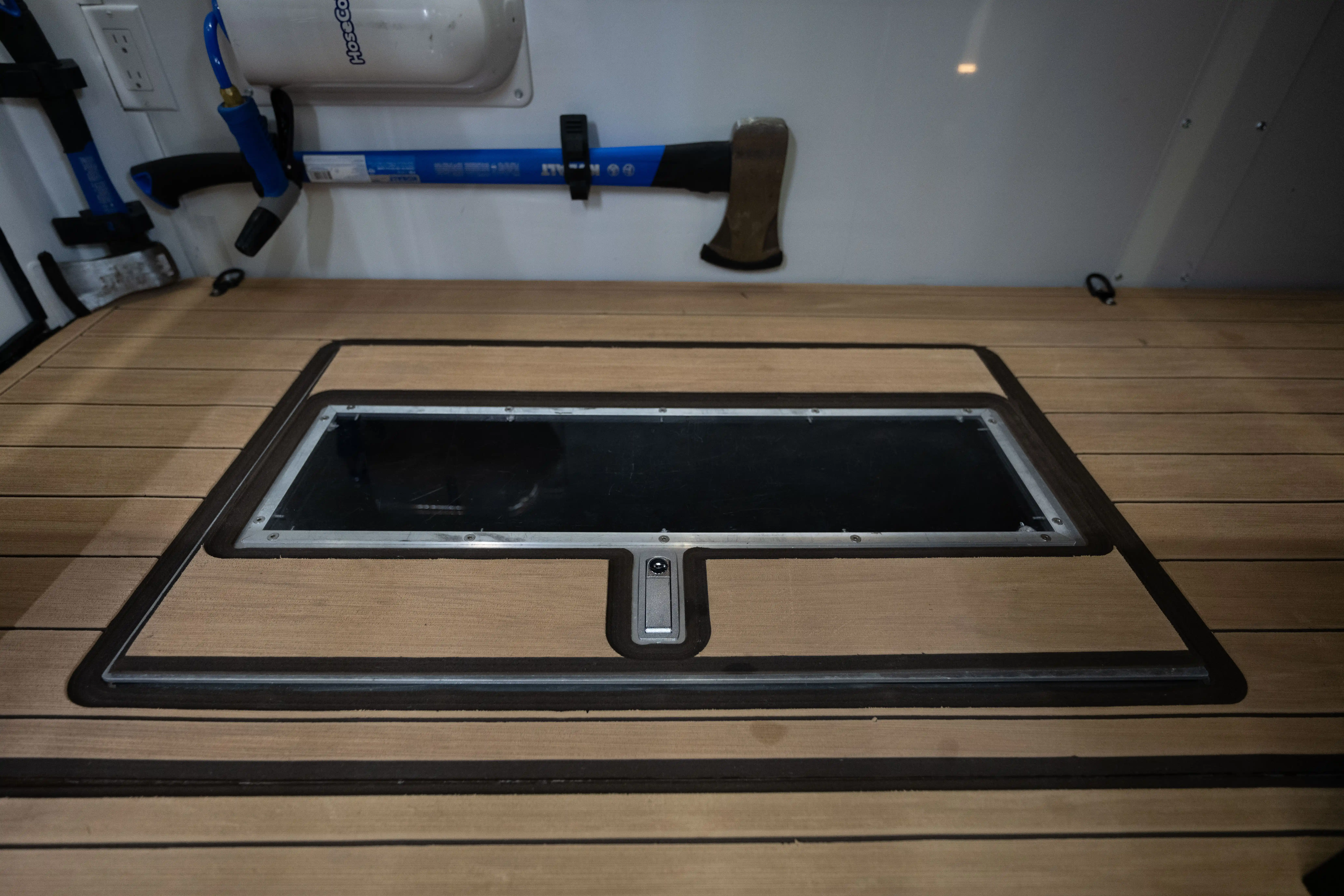 2021 Ford F-550 Expedition Vehicle