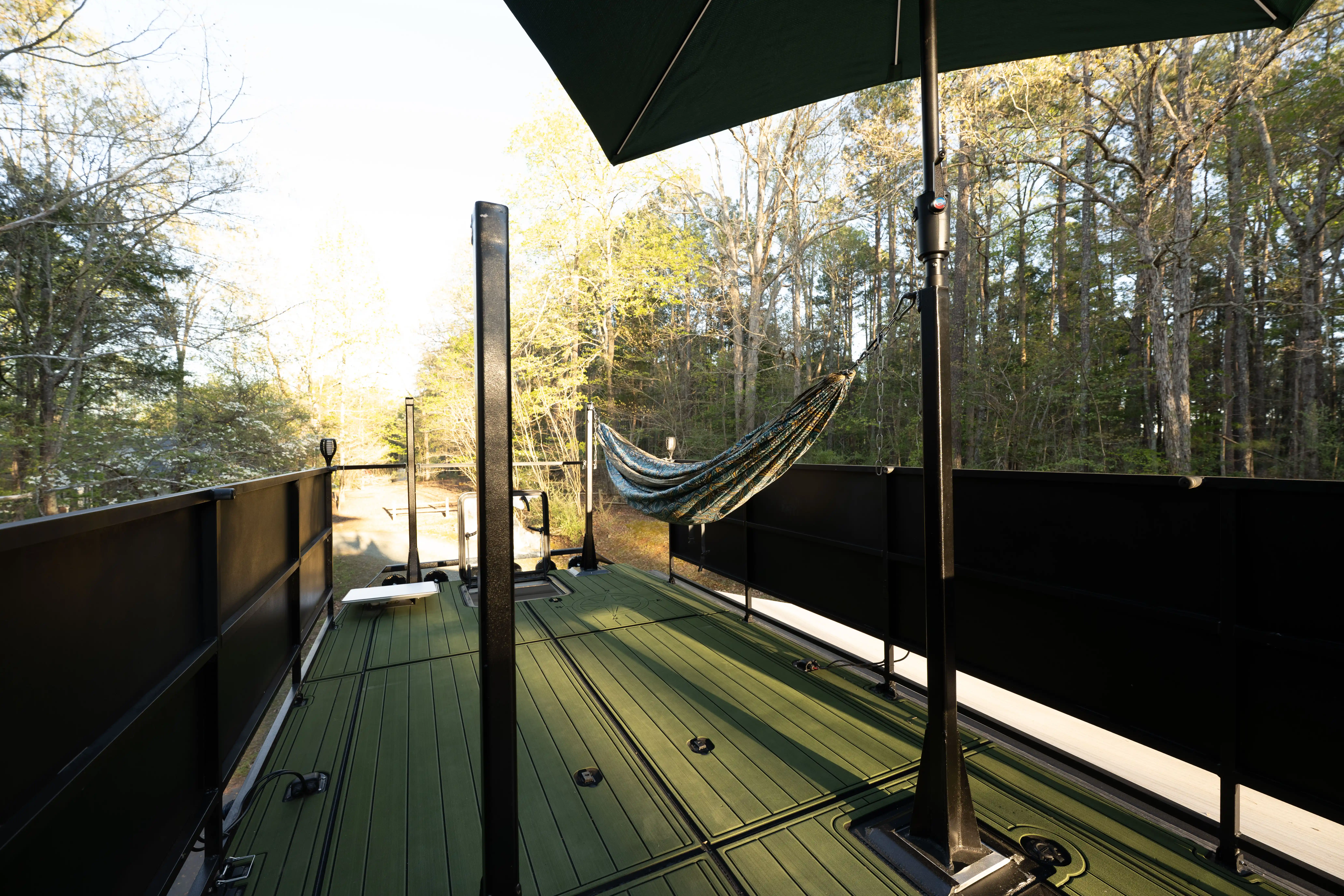 2021 Ford F-550 Expedition Vehicle