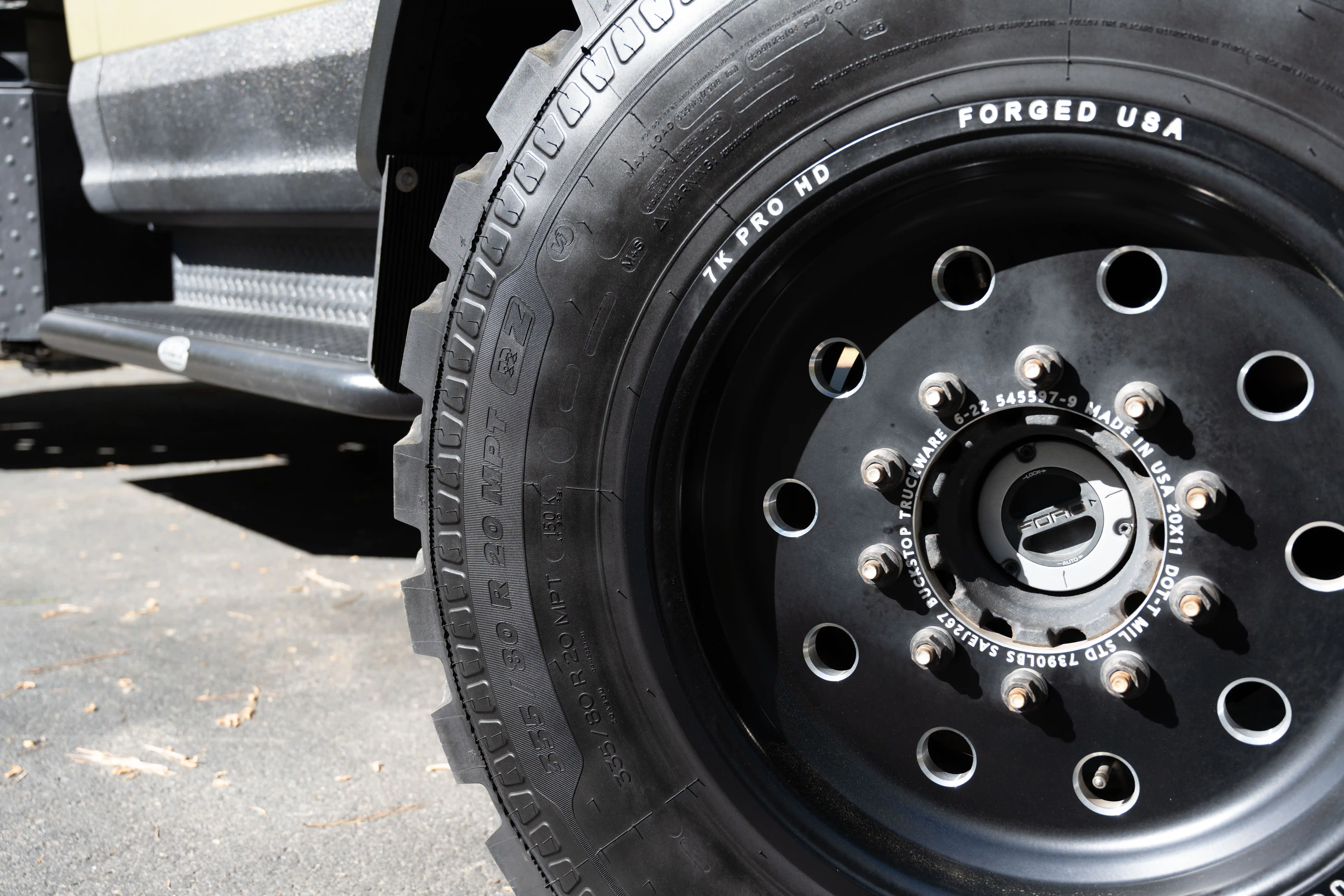 2021 Ford F-550 Expedition Vehicle