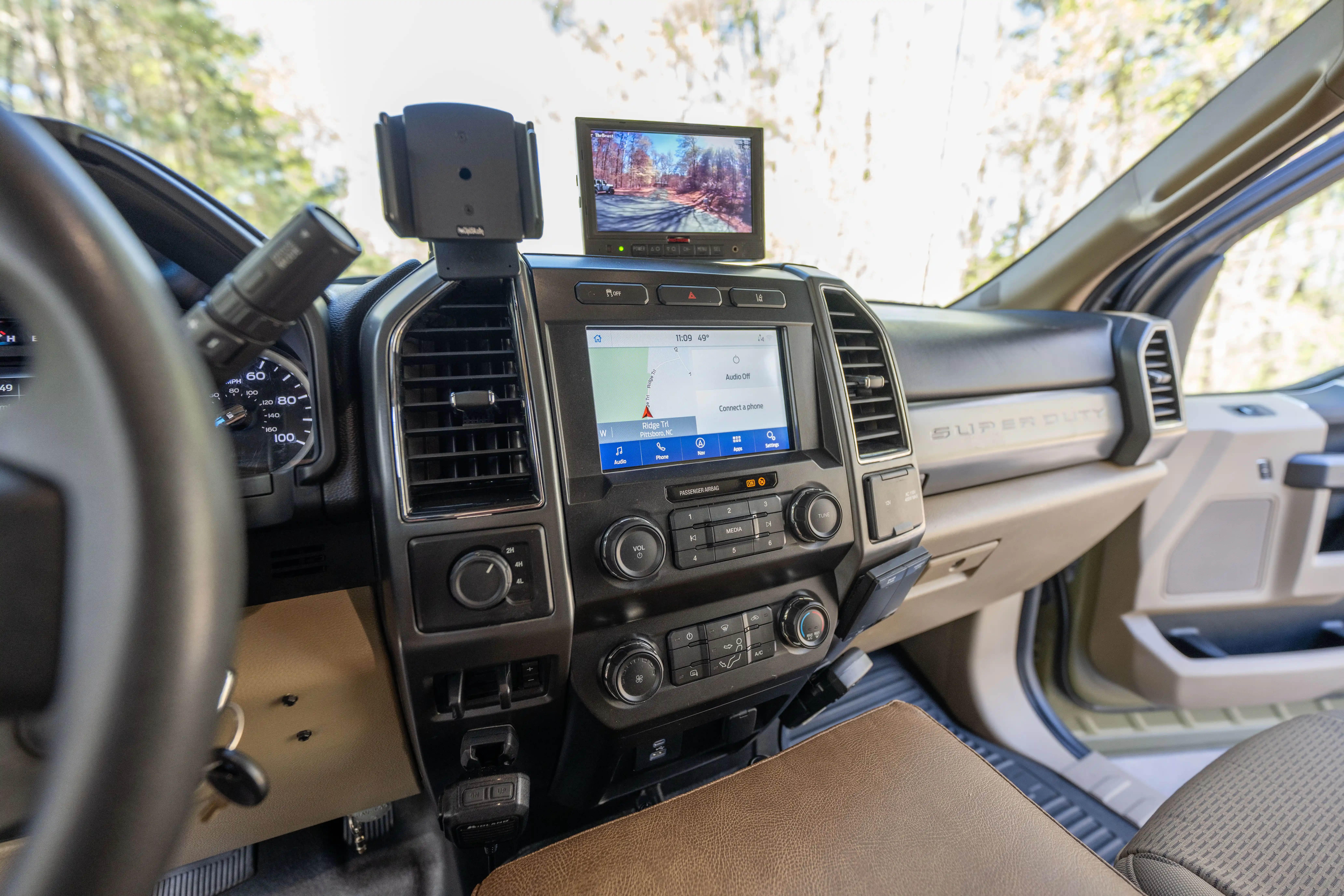 2021 Ford F-550 Expedition Vehicle