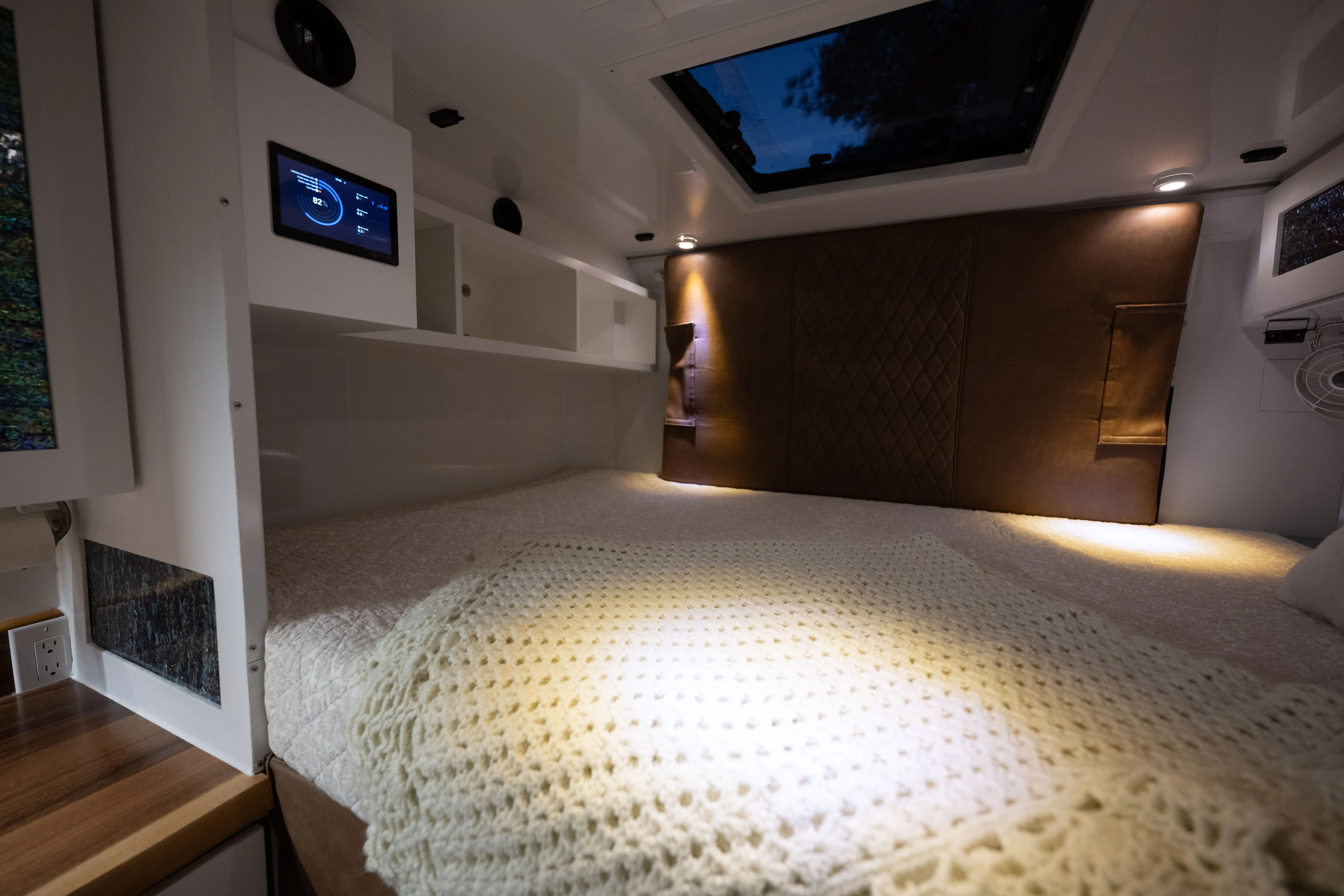 2021 Ford F-550 Expedition Vehicle